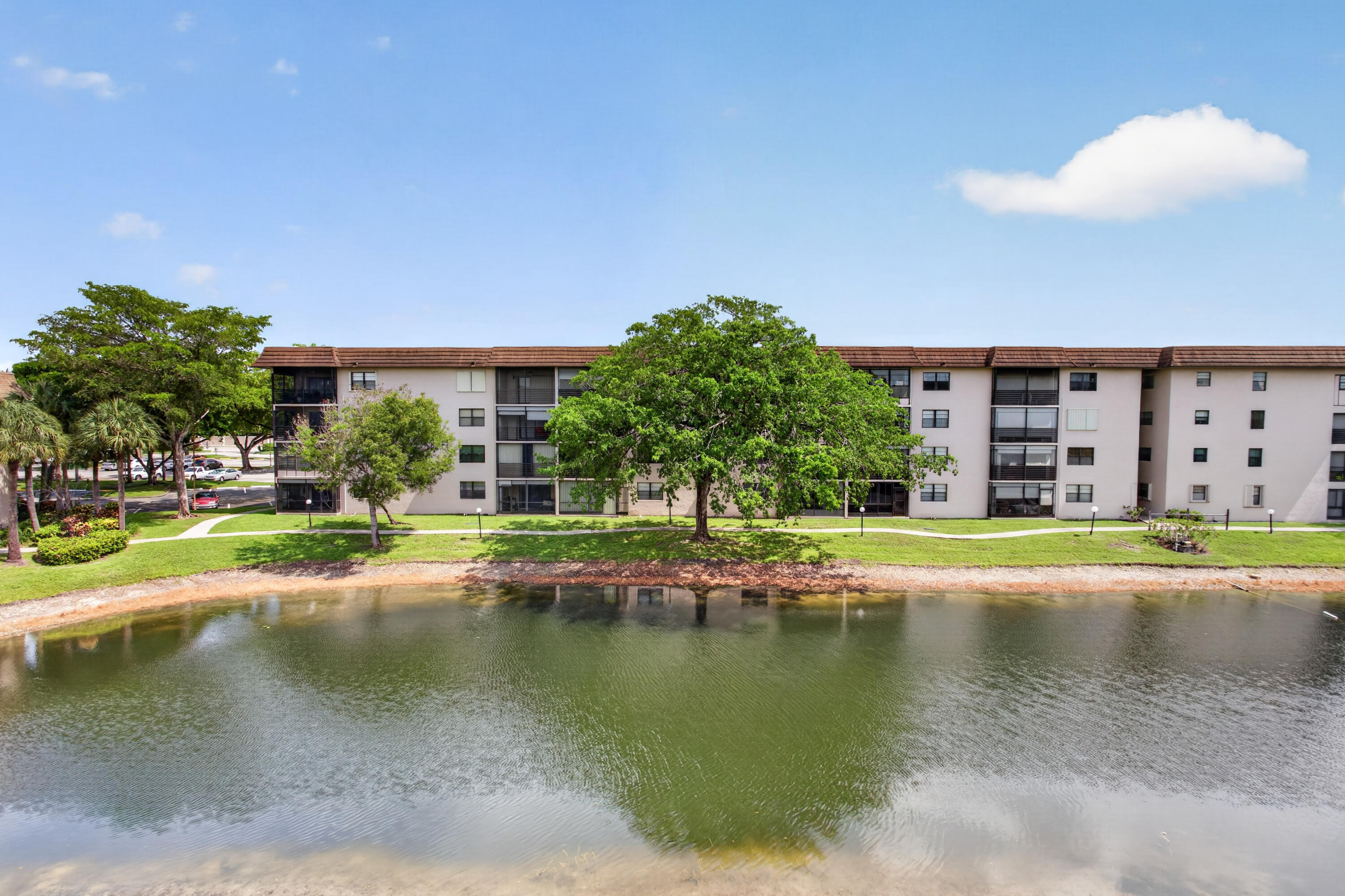 4975 E Sabal Palm Boulevard Apt 309 Property Photo 21