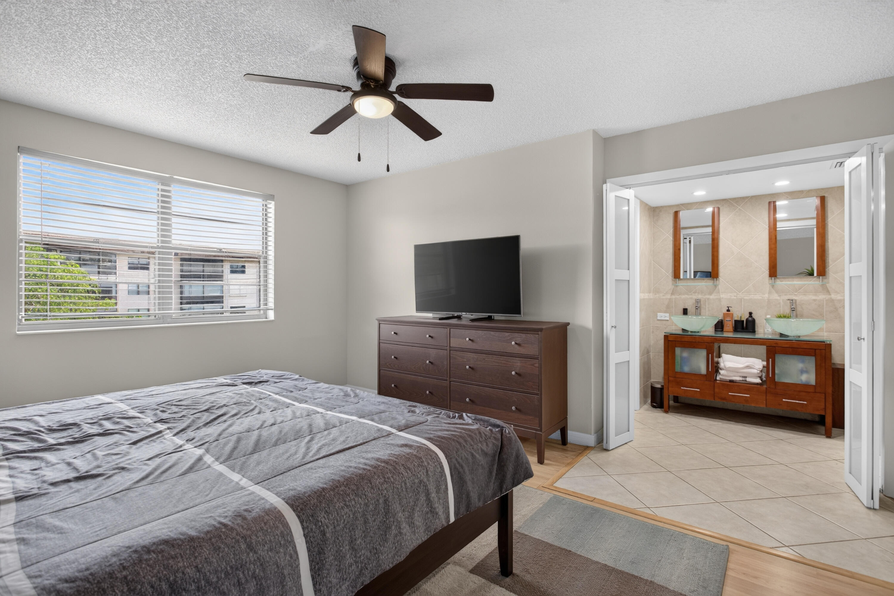 4975 E Sabal Palm Boulevard Apt 309 Property Photo 29