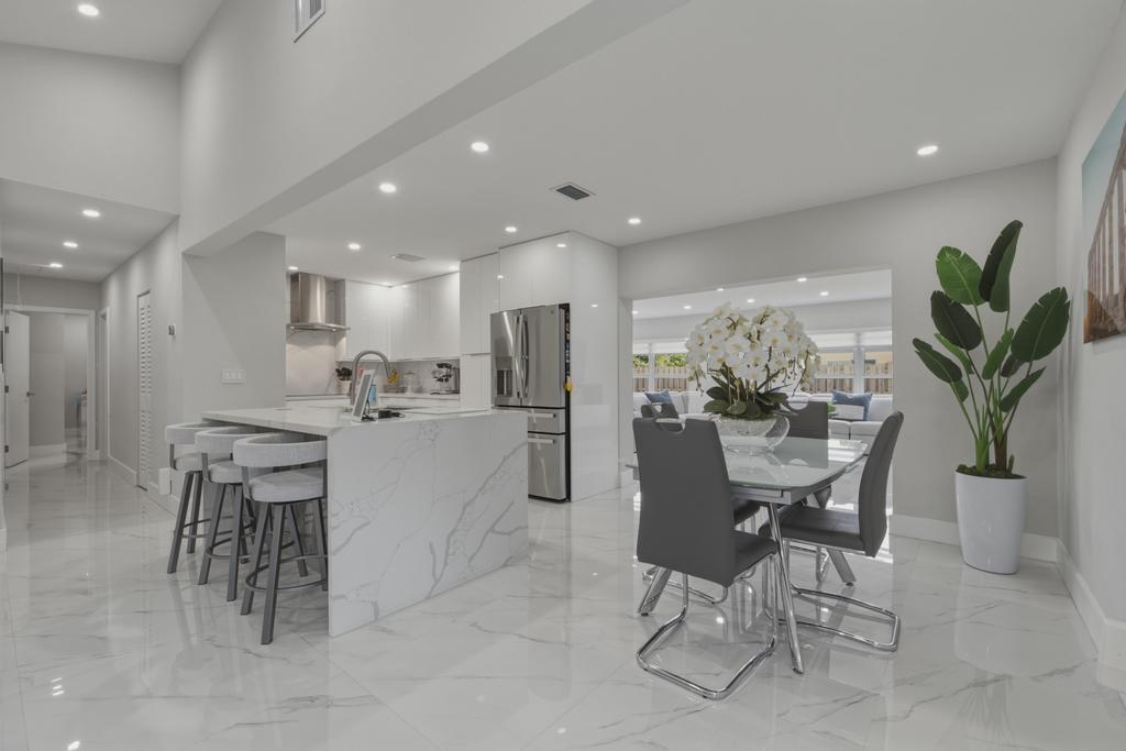 11120 NW 27TH Place