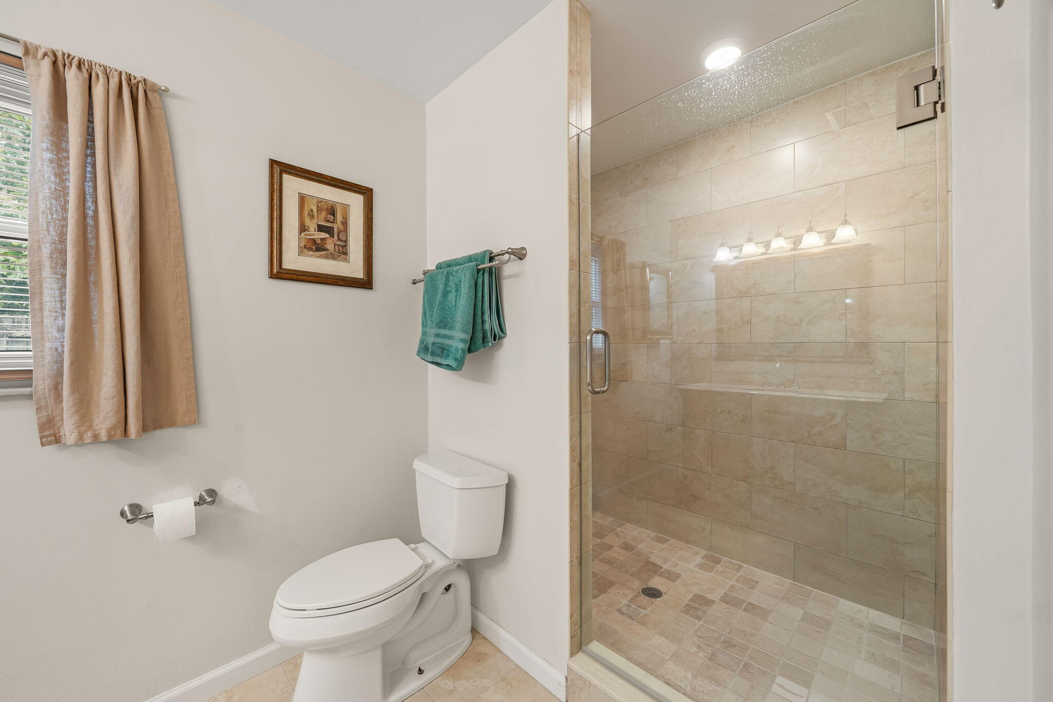 119 Lakeside Circle Property Photo 16