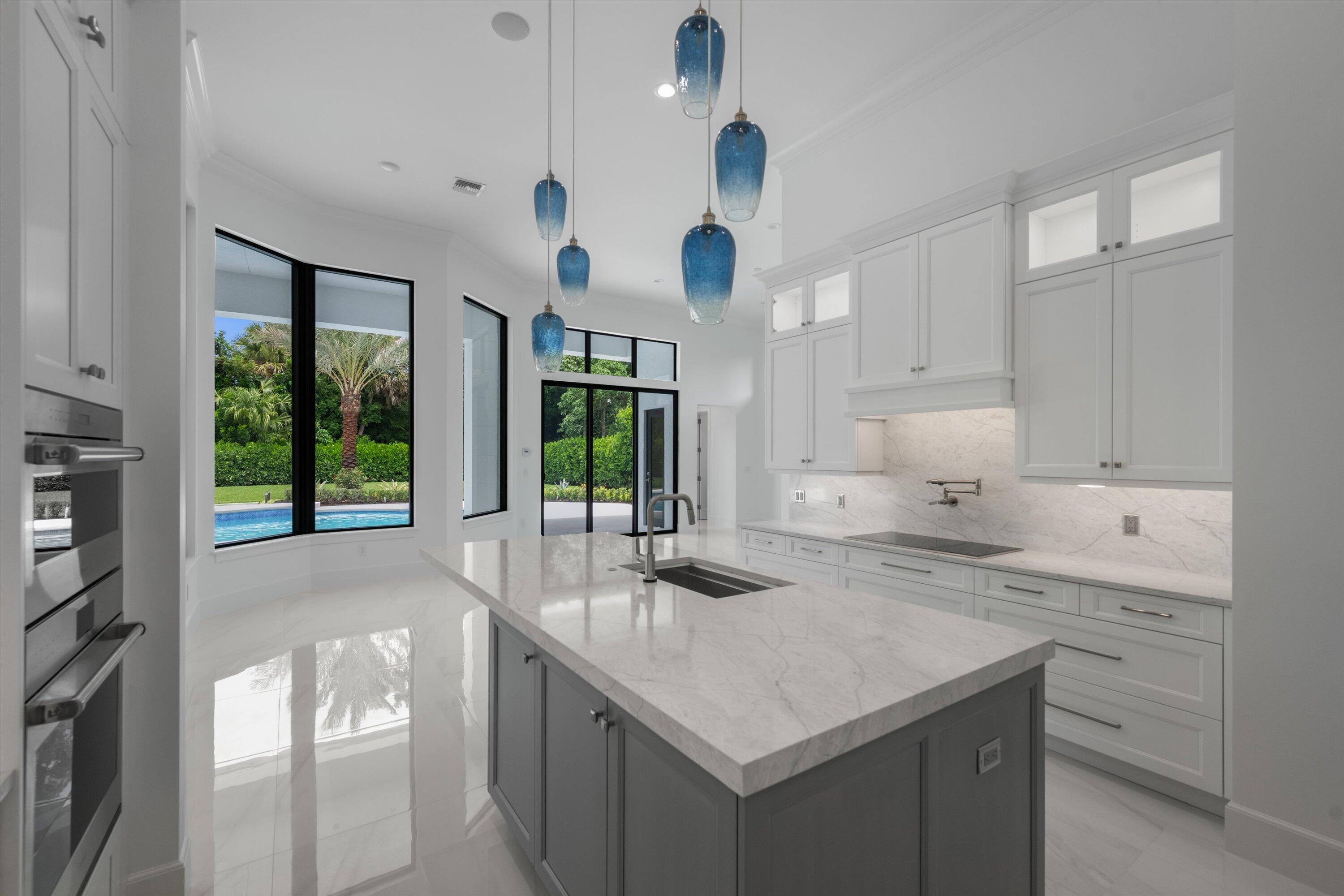 1712 Mayacoo Lakes Boulevard Property Photo 15