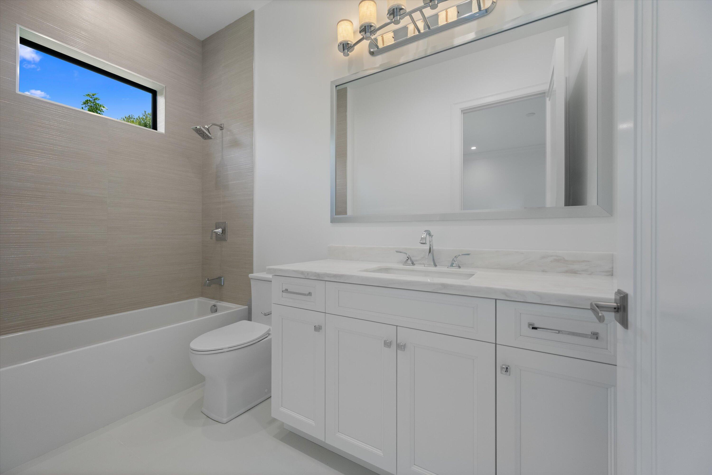 1712 Mayacoo Lakes Boulevard Property Photo 29