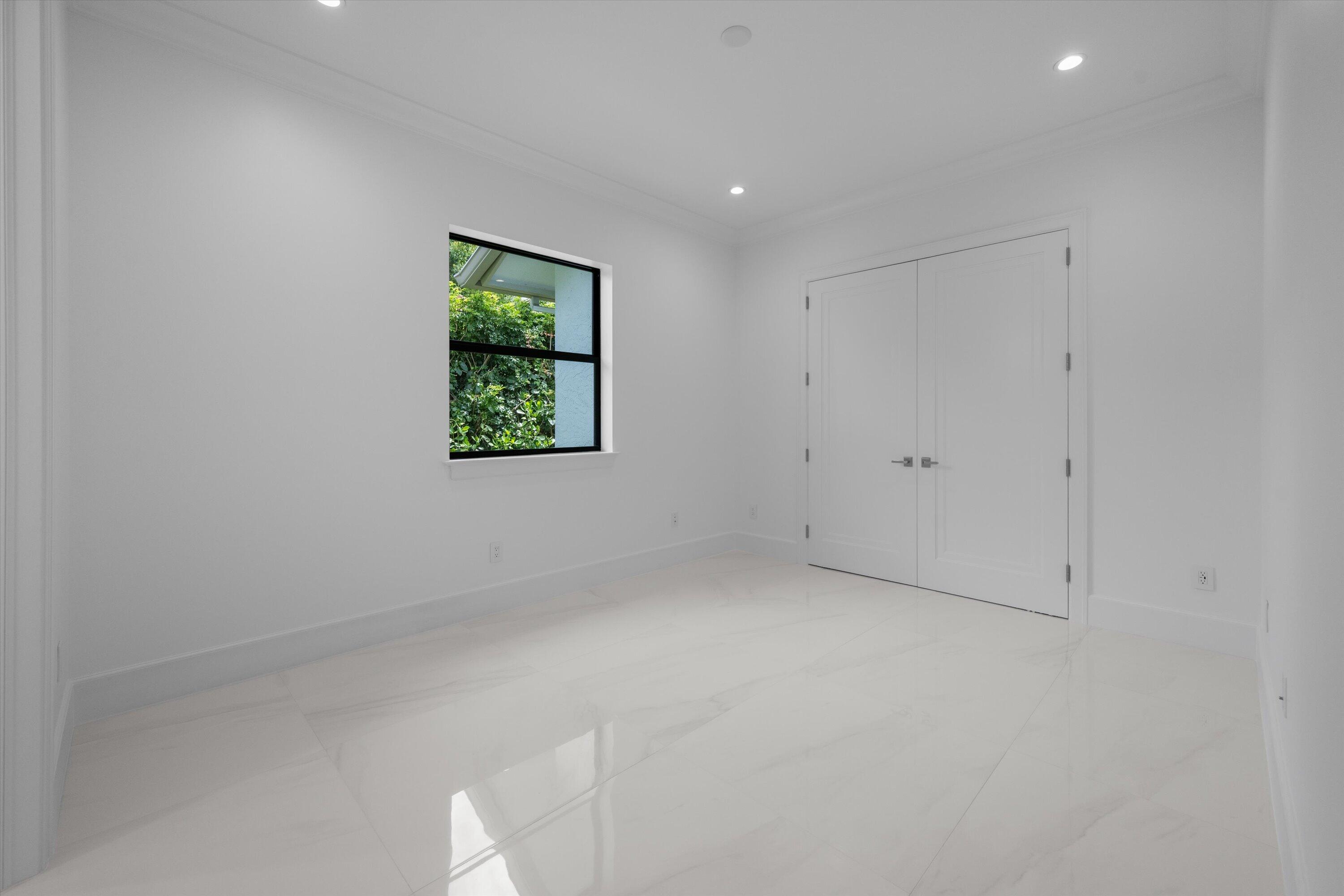 1712 Mayacoo Lakes Boulevard Property Photo 31