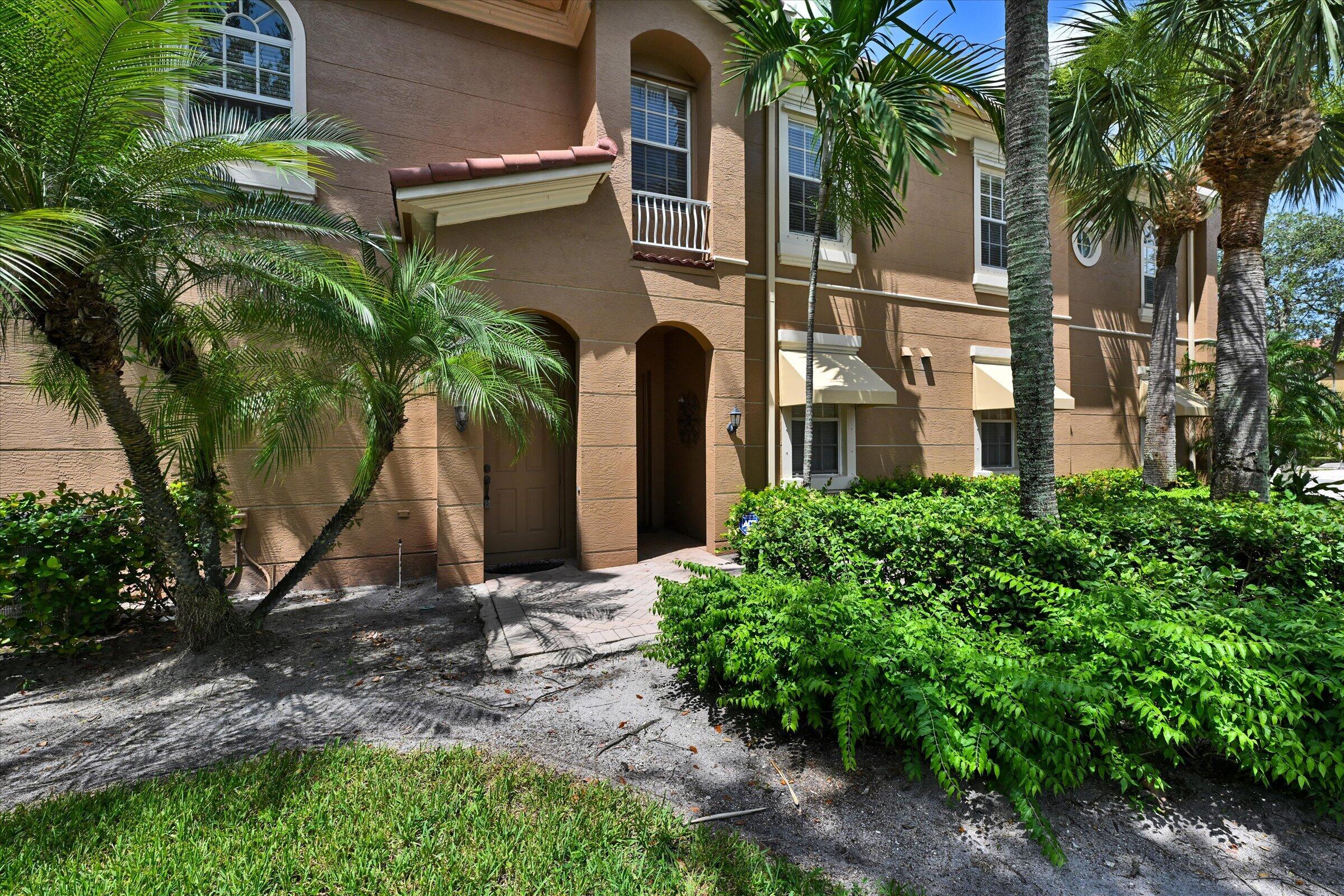 4870 Bonsai Circle 100 Property Photo 2