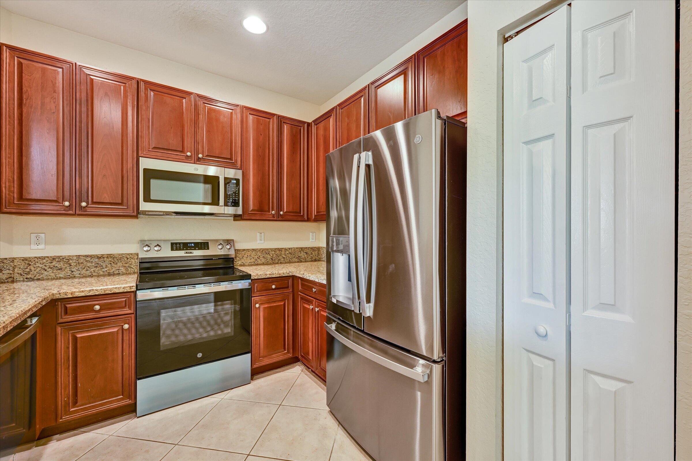 4870 Bonsai Circle 100 Property Photo 16