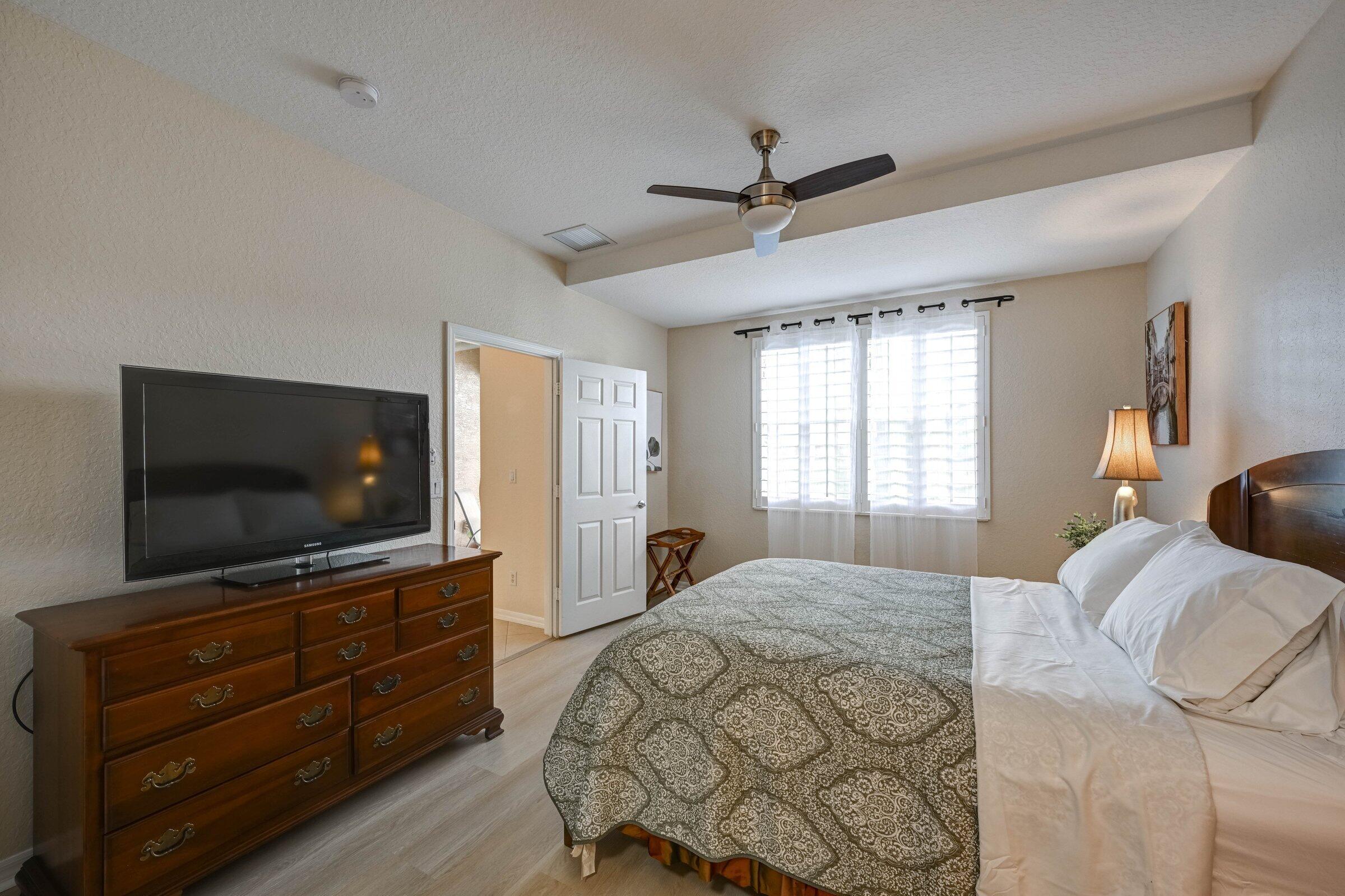 4870 Bonsai Circle 100 Property Photo 22