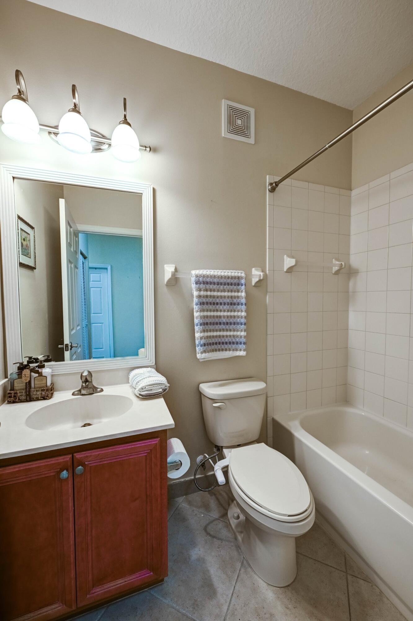 4870 Bonsai Circle 100 Property Photo 35