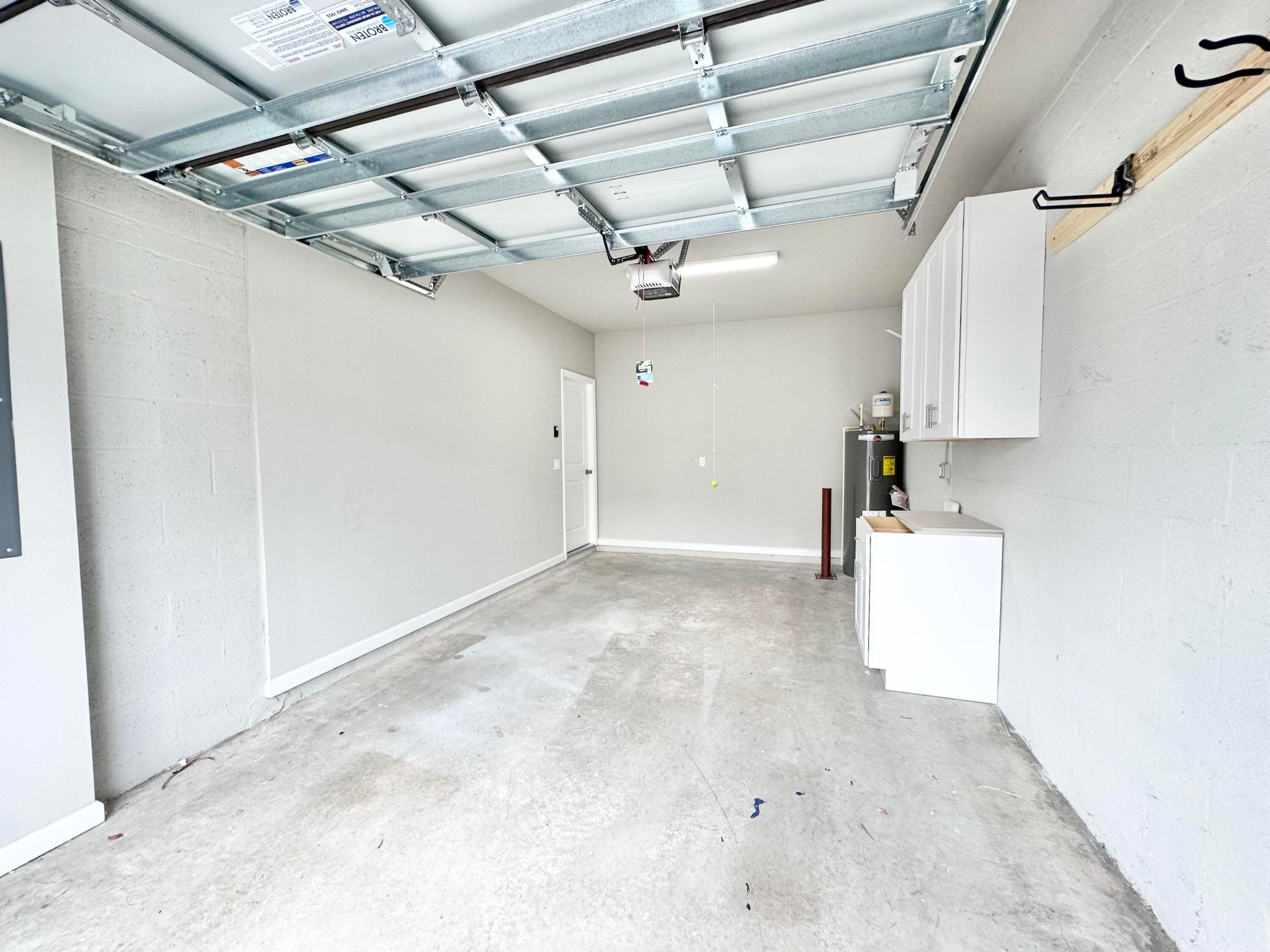 1733 Lindley Street Property Photo 57