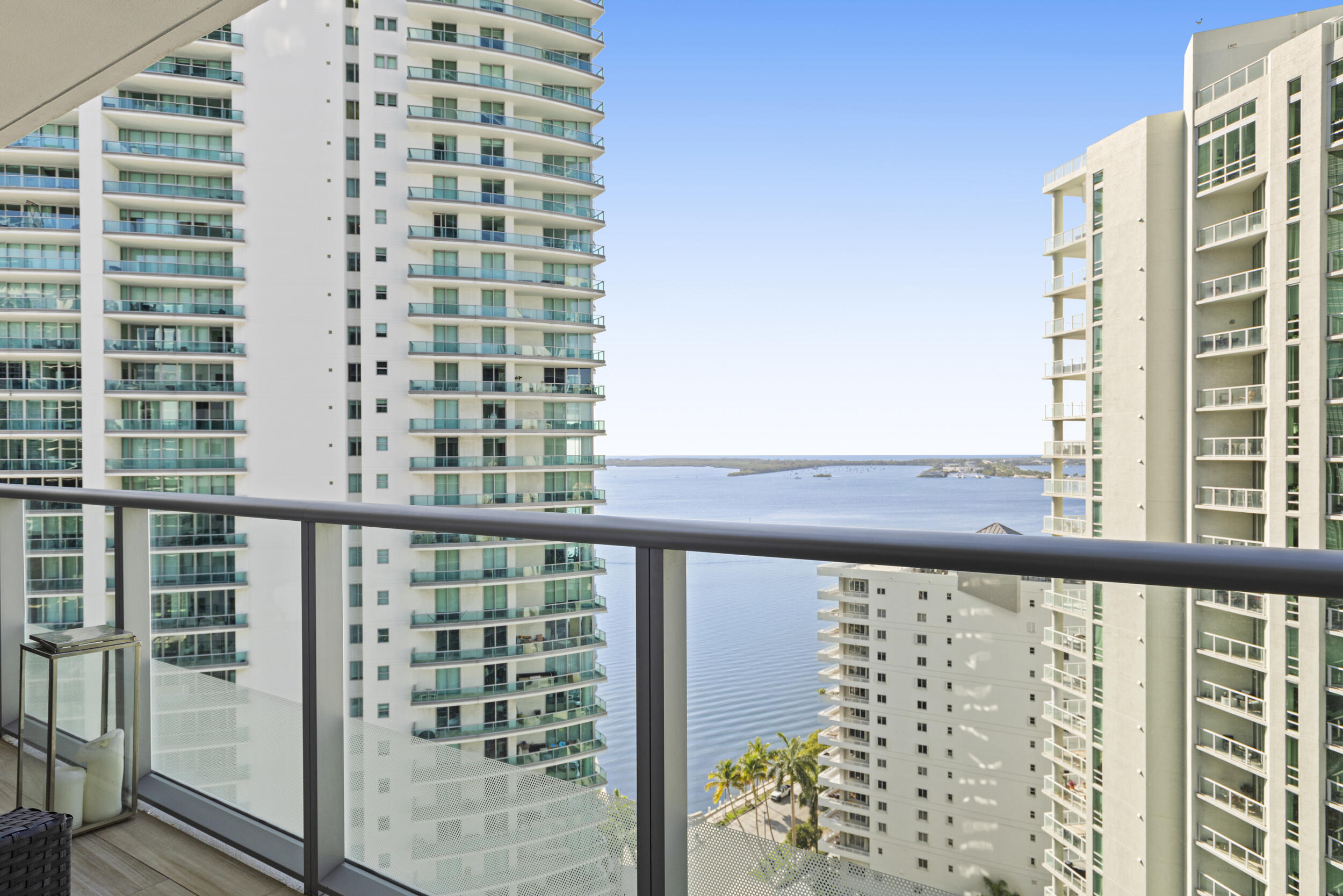 1300 Brickell Bay 2105 Property Photo 14