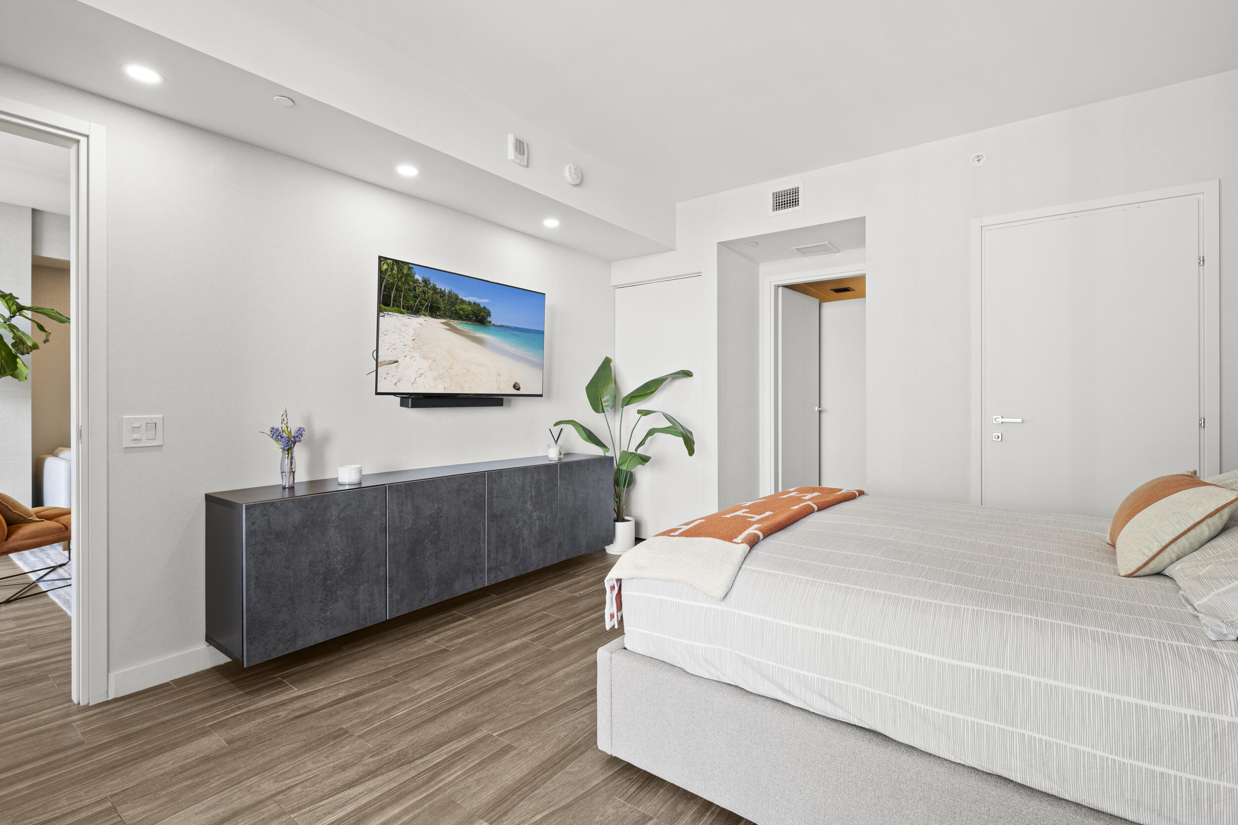 1300 Brickell Bay 2105 Property Photo 19