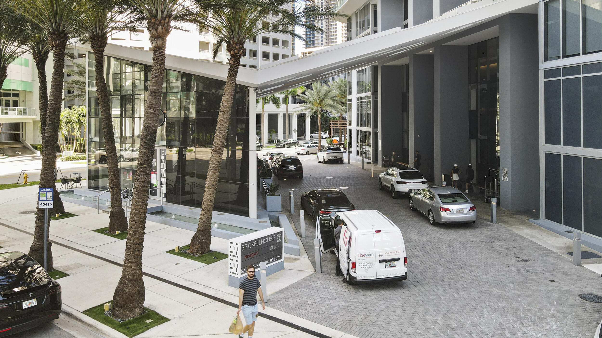 1300 Brickell Bay 2105 Property Photo 24