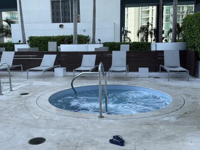 1300 Brickell Bay 2105 Property Photo 39