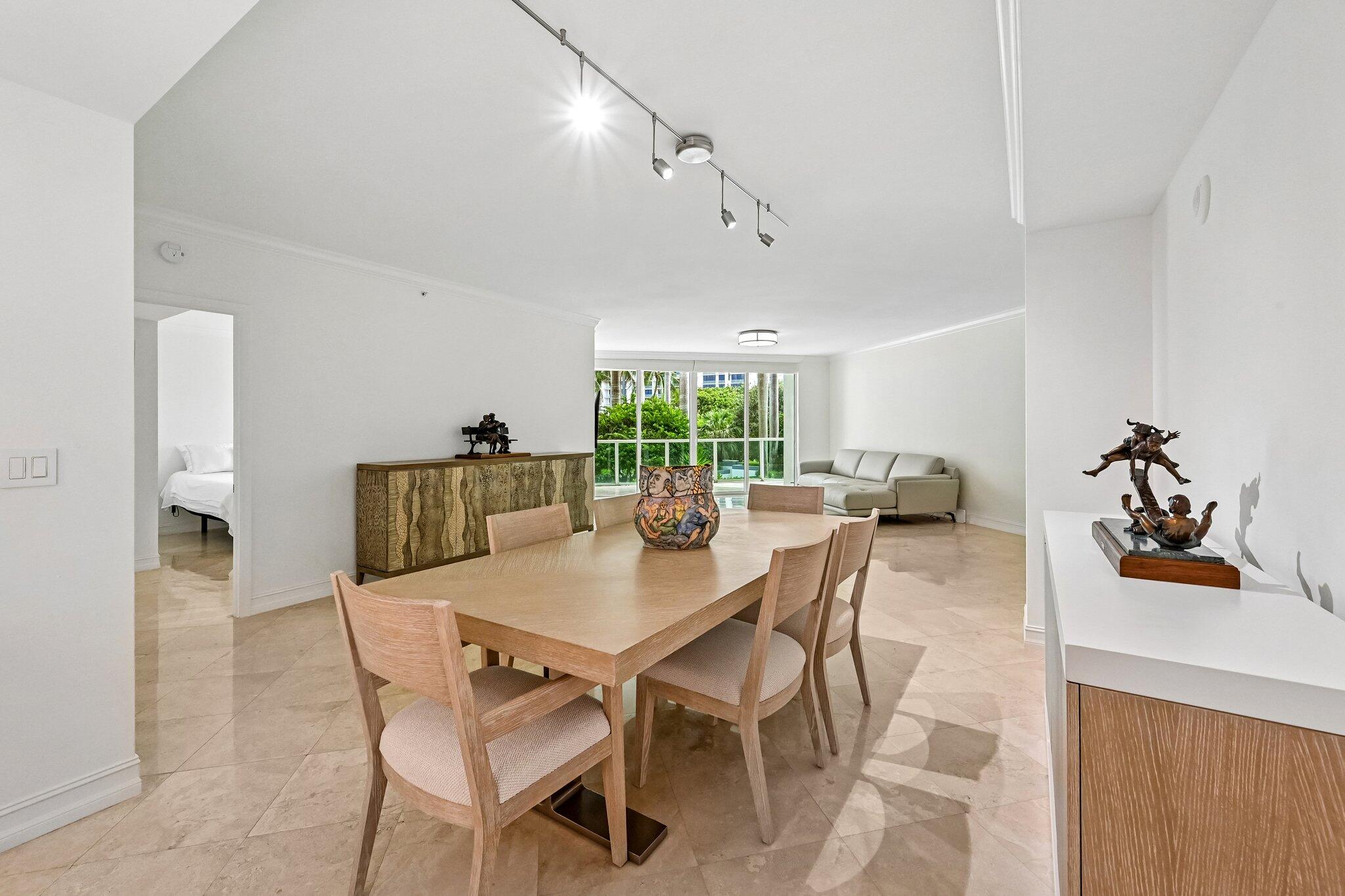 550 Se Mizner Boulevard B206 Property Photo 11