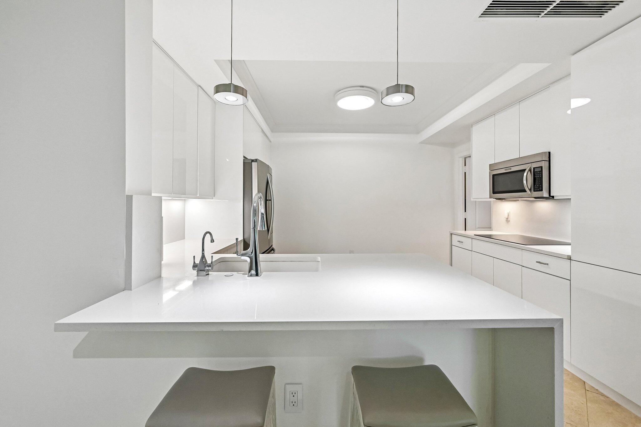 550 Se Mizner Boulevard B206 Property Photo 15