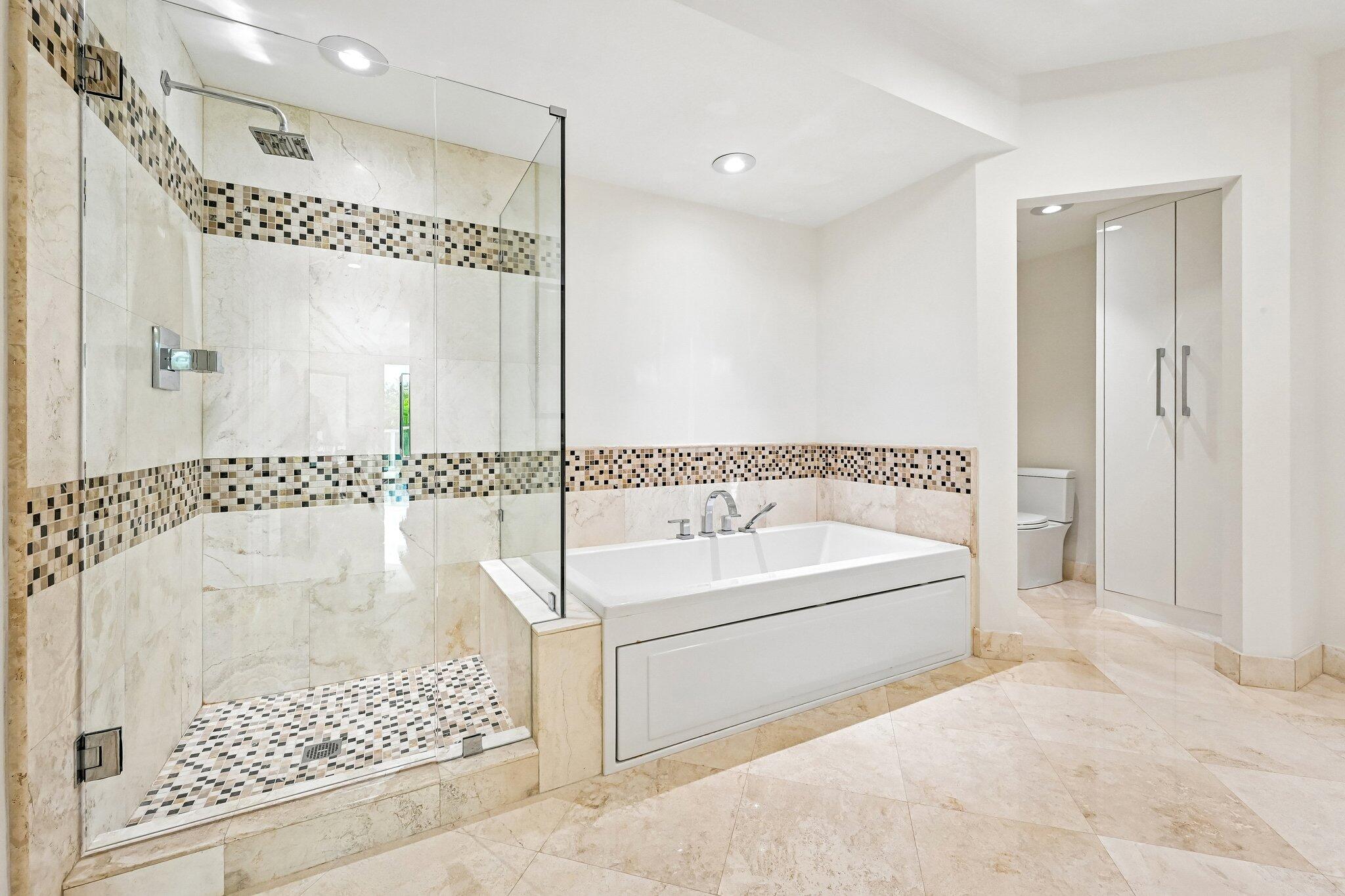 550 Se Mizner Boulevard B206 Property Photo 19