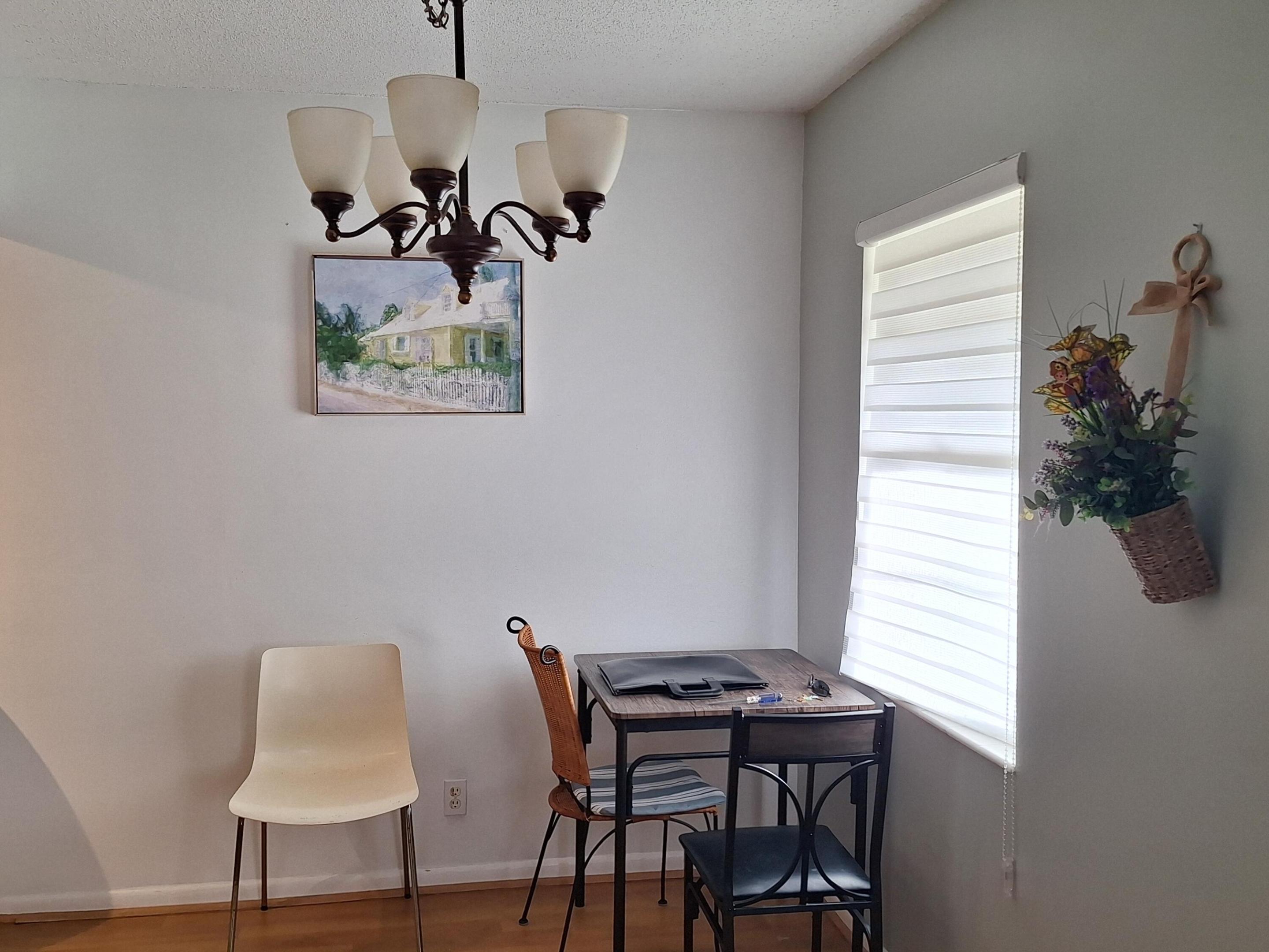 252 Bedford J Property Photo 8