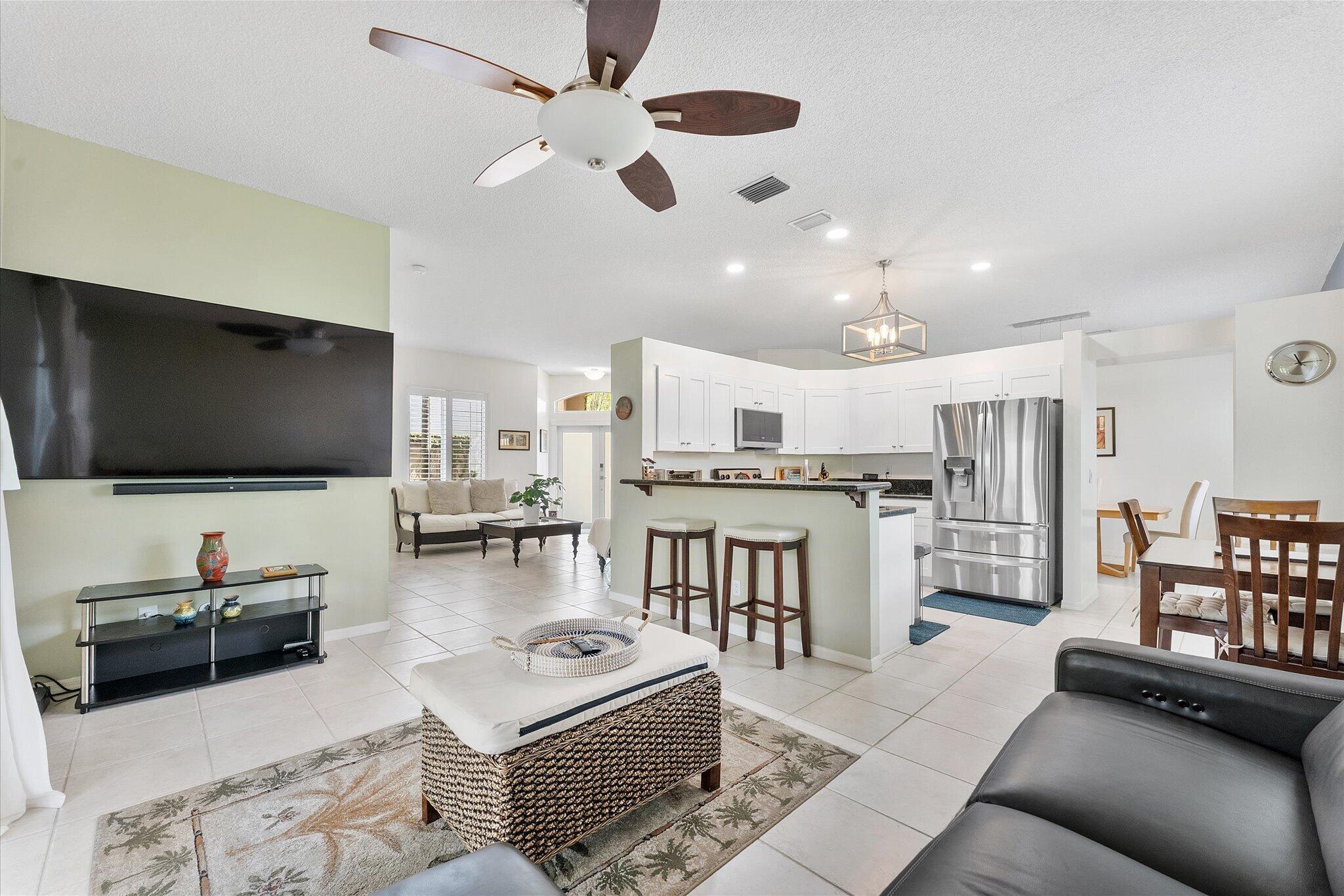 16007 Opal Creek Drive Property Photo 8