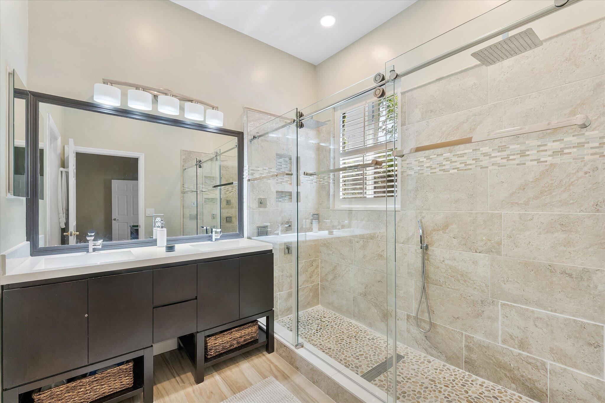 16007 Opal Creek Drive Property Photo 16