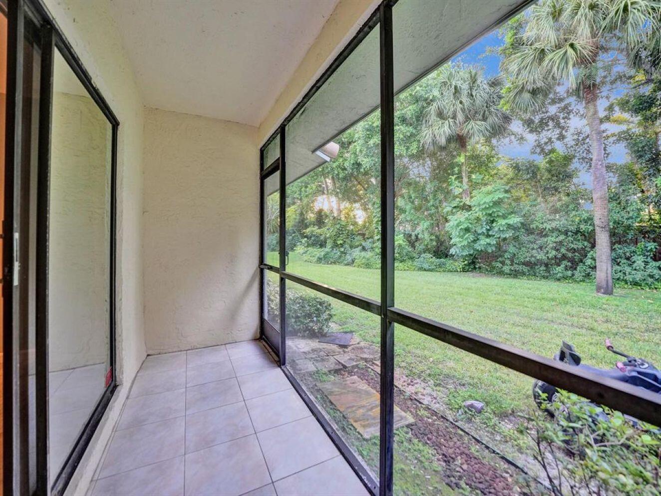 9845 Riverside Drive 8-28 Property Photo 15