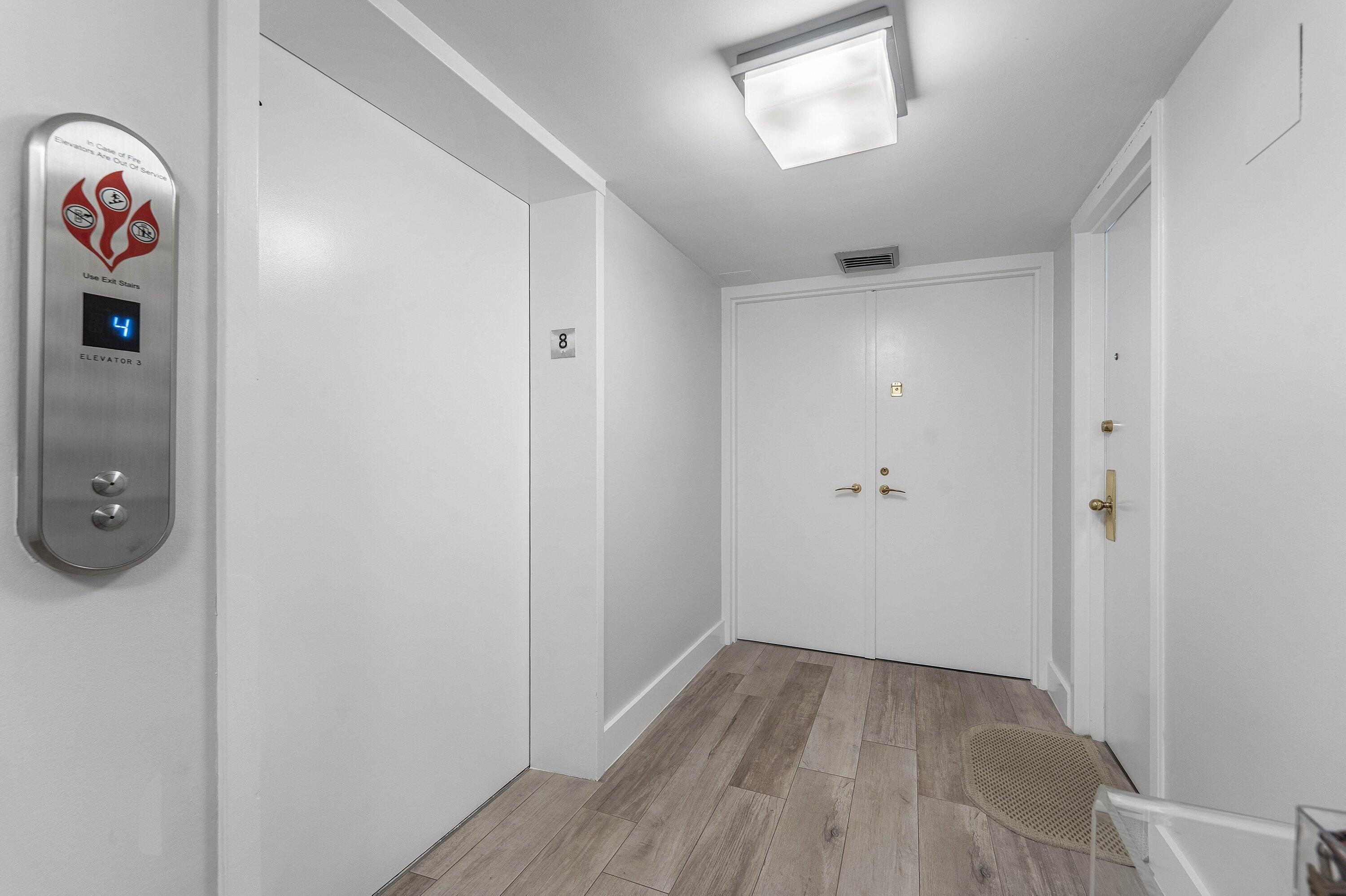 250 S Ocean Boulevard 8f Property Photo 4