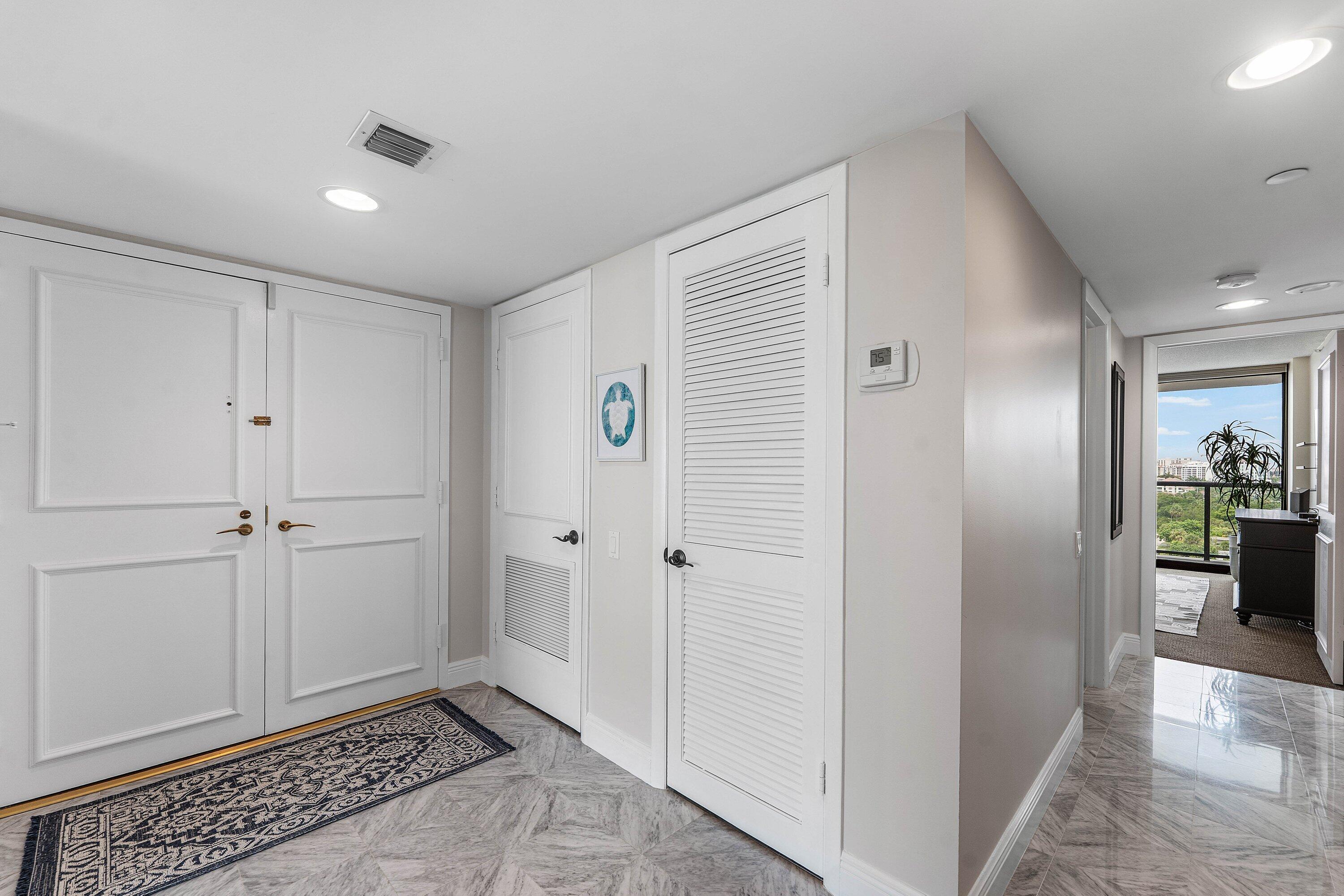 250 S Ocean Boulevard 8f Property Photo 5