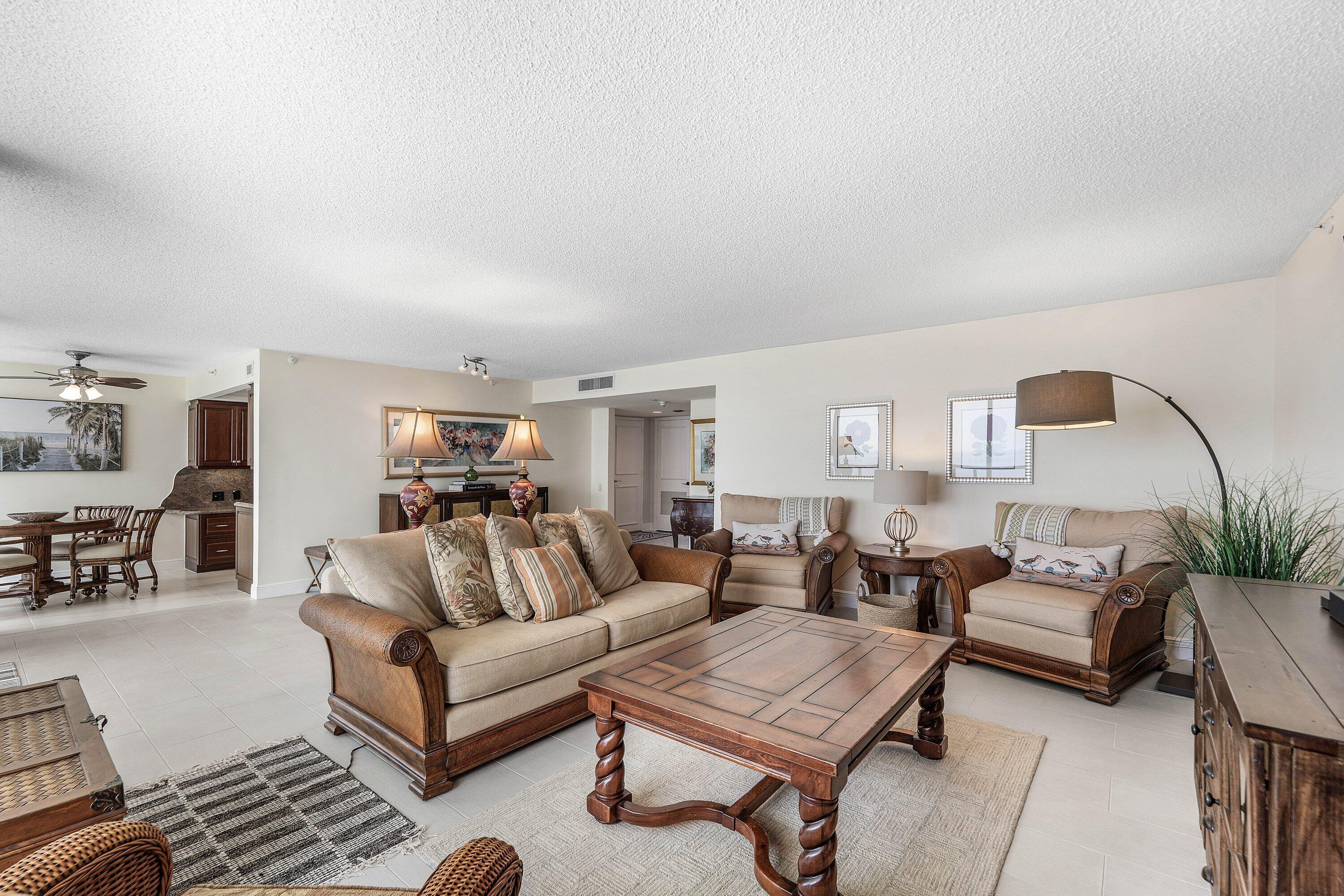 250 S Ocean Boulevard 8f Property Photo 11