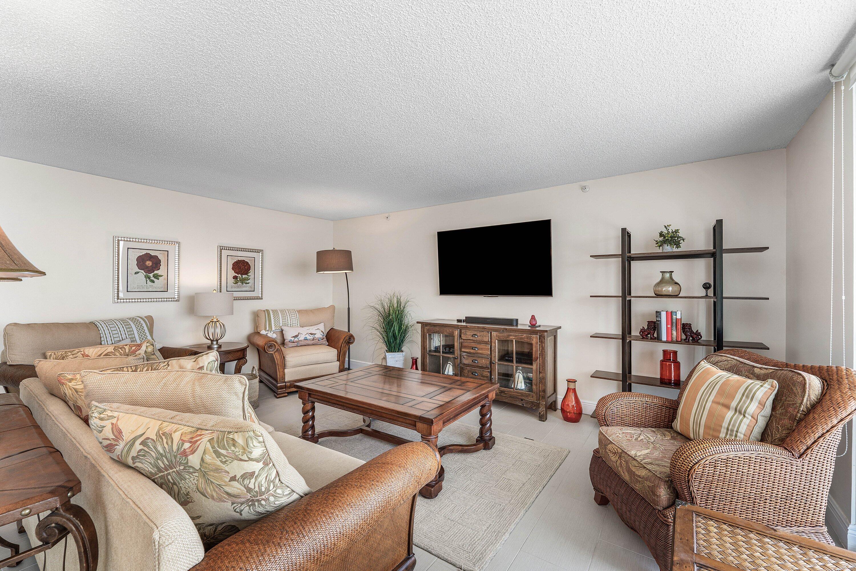250 S Ocean Boulevard 8f Property Photo 12
