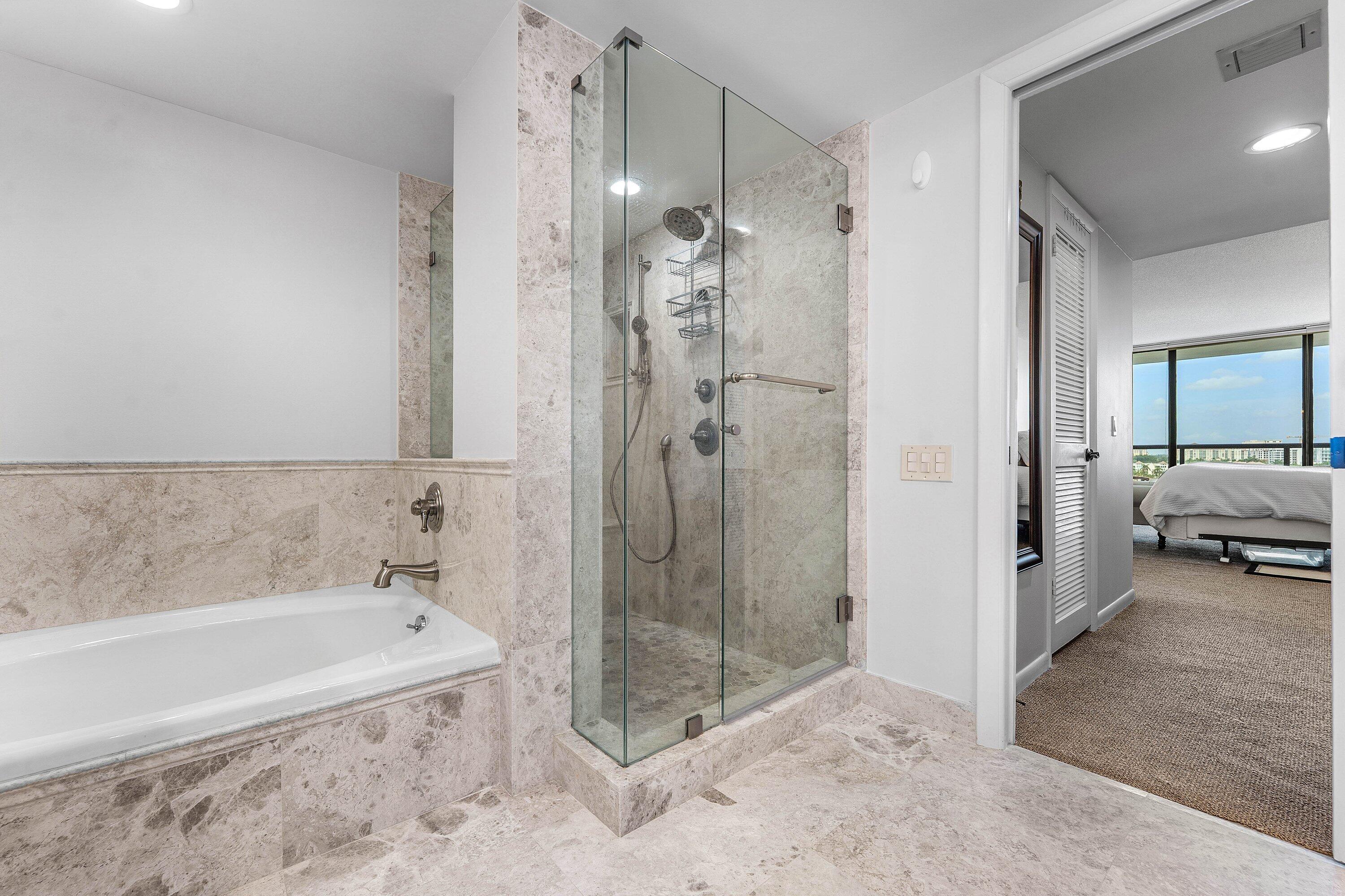 250 S Ocean Boulevard 8f Property Photo 26