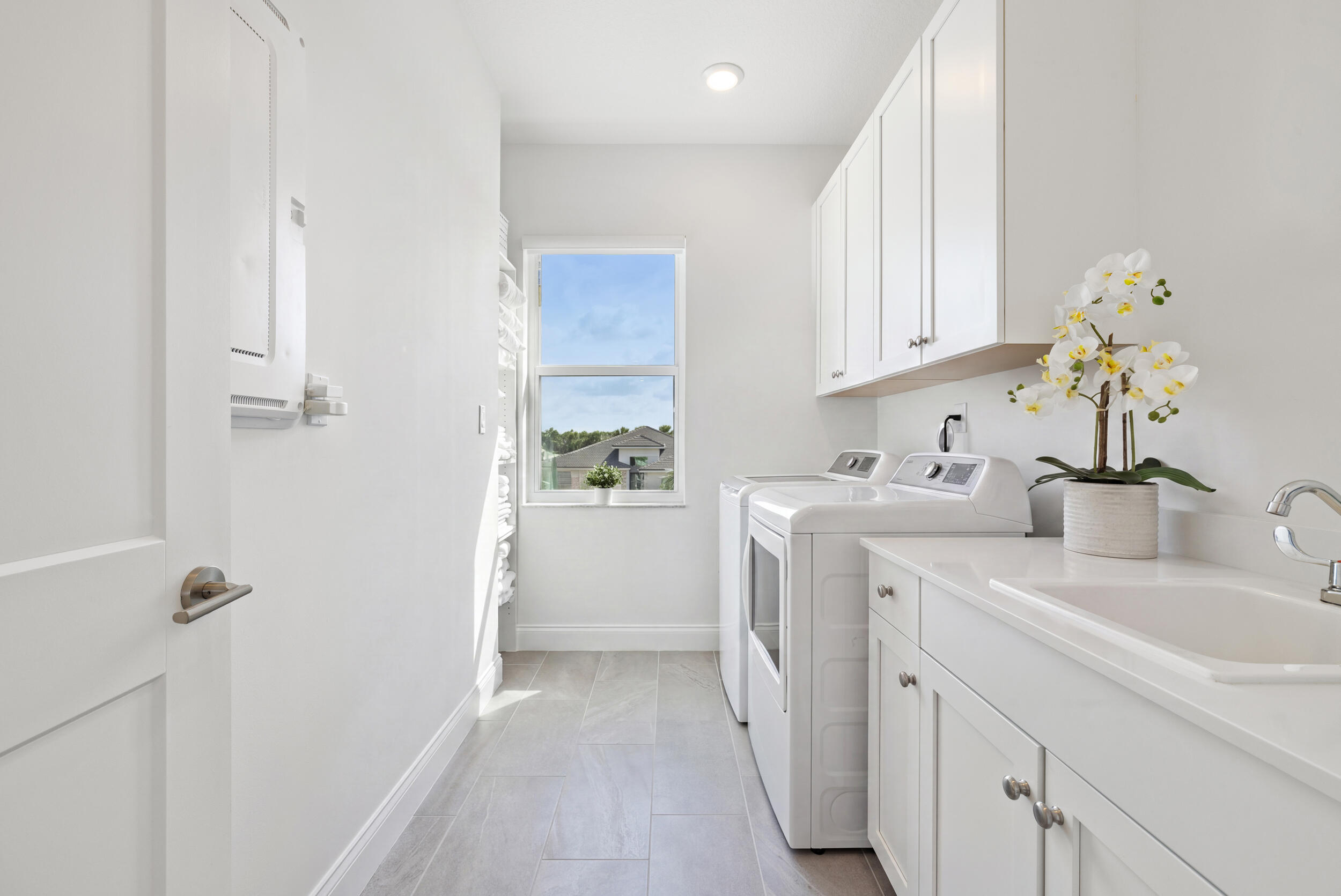 12143 Waterstone Circle Property Photo 40