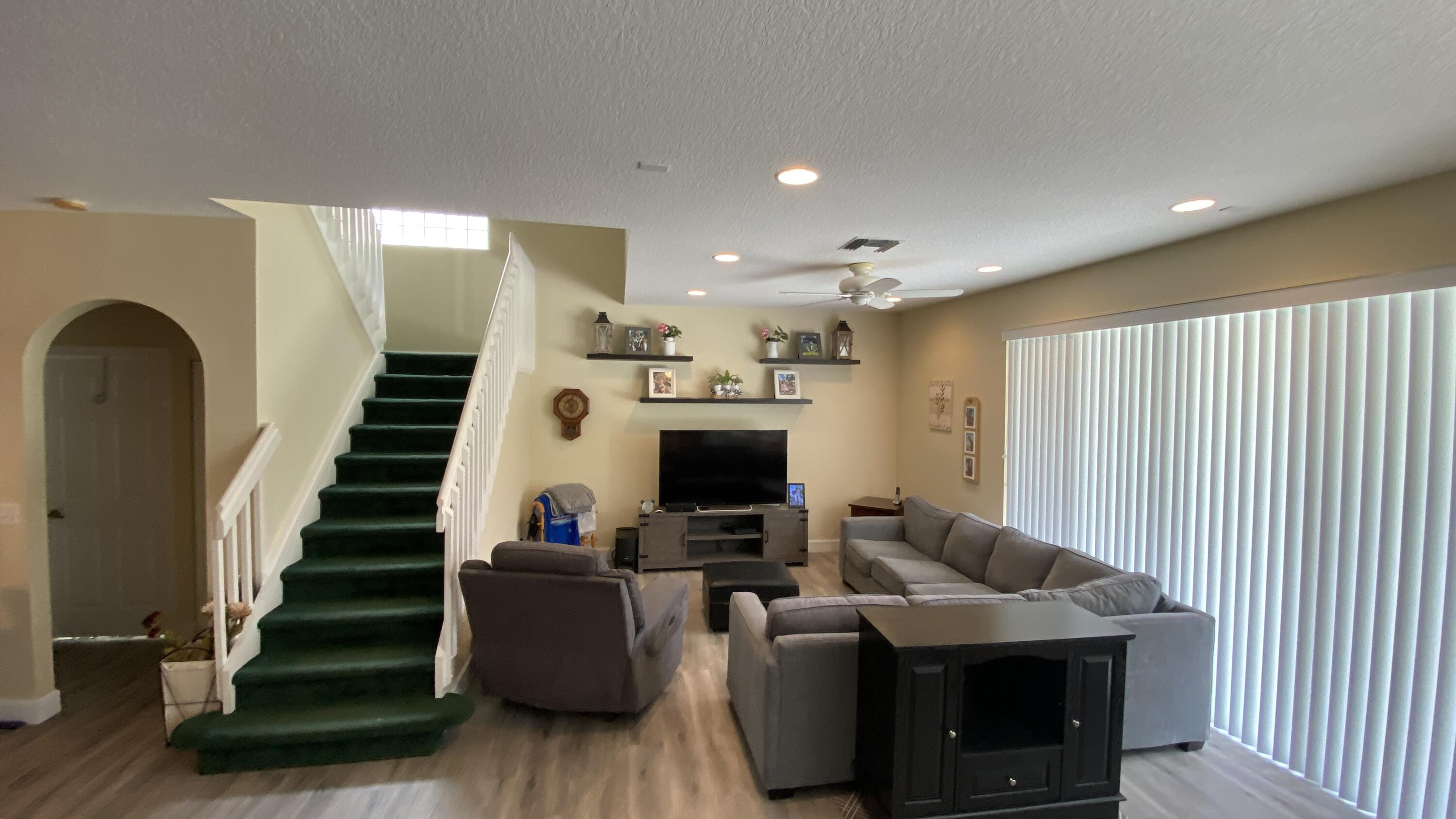 7650 Oak Grove Circle Property Photo 11