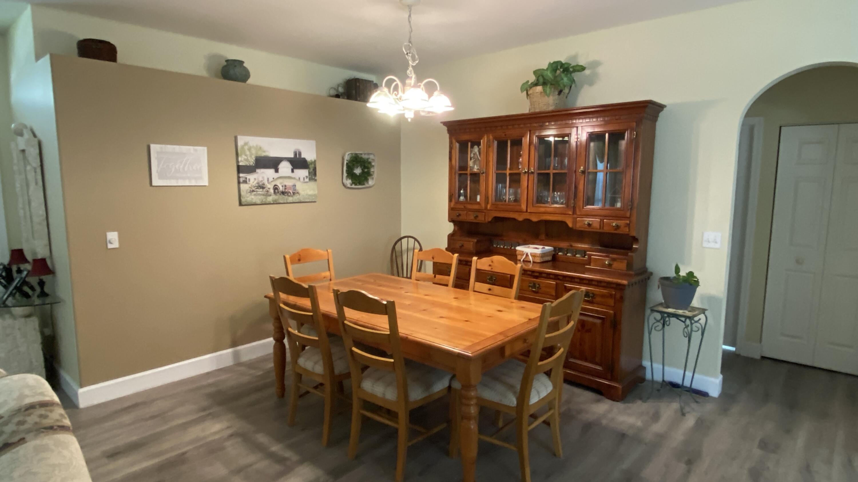 7650 Oak Grove Circle Property Photo 14