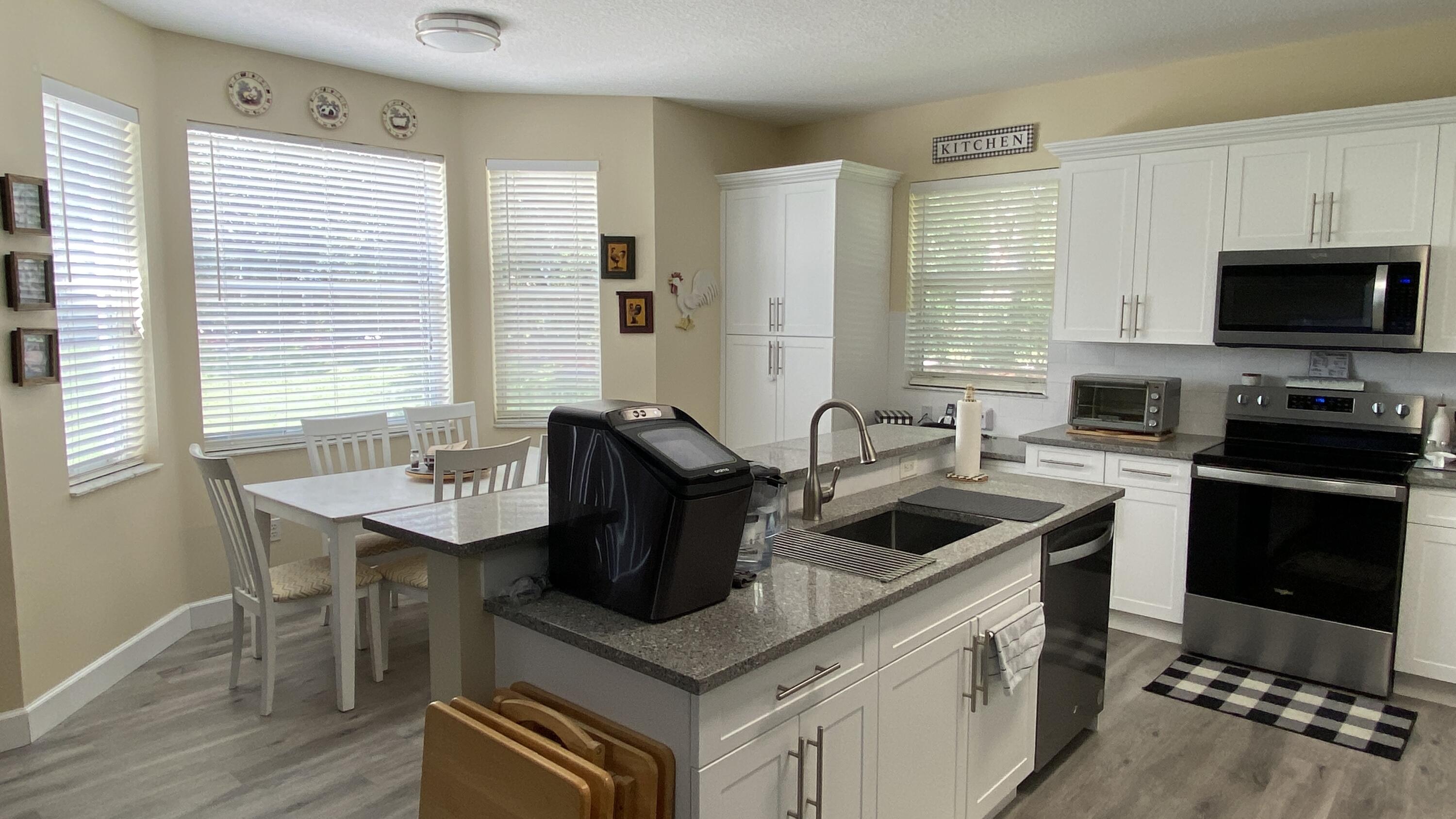 7650 Oak Grove Circle Property Photo 20