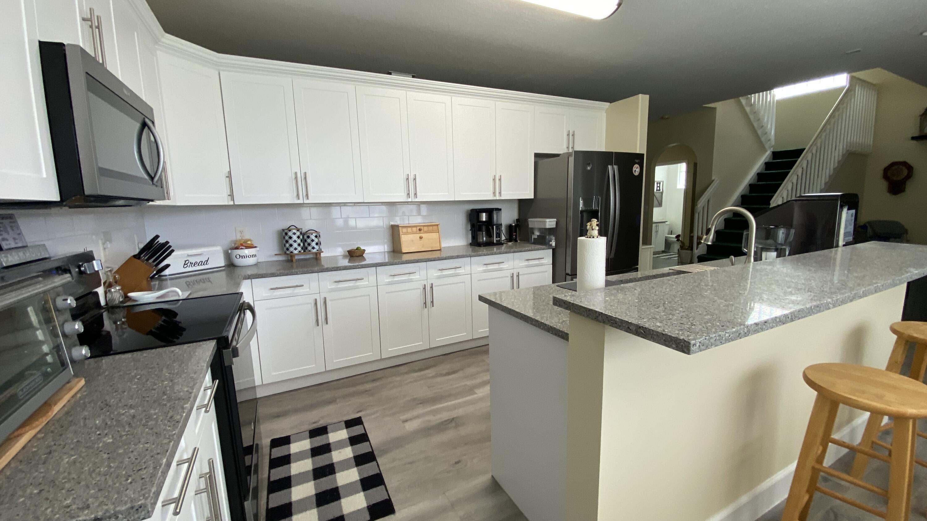 7650 Oak Grove Circle Property Photo 21