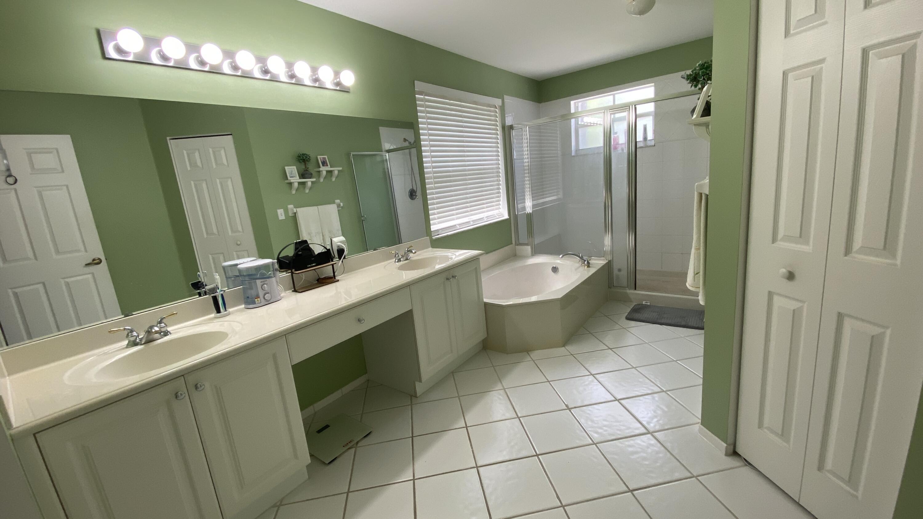7650 Oak Grove Circle Property Photo 34
