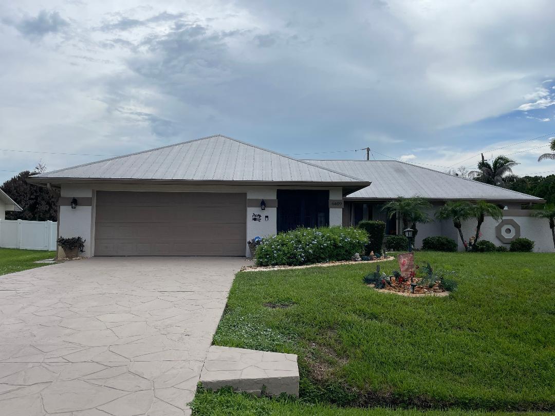 6409 Nw Friendly Circle Property Photo 1