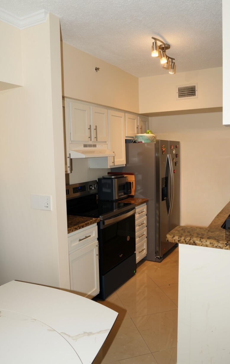 11685 W Atlantic 1923 Property Photo 4