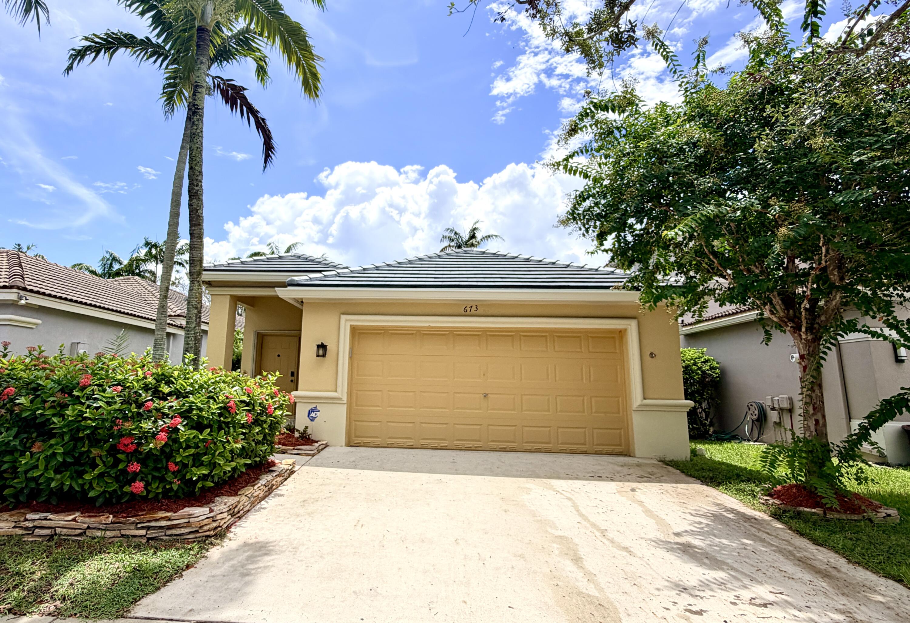 673 CONSERVATION Drive Property Photo 1