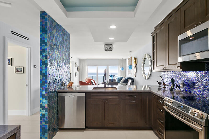 1500 S Ocean Boulevard 1404 Property Photo 6