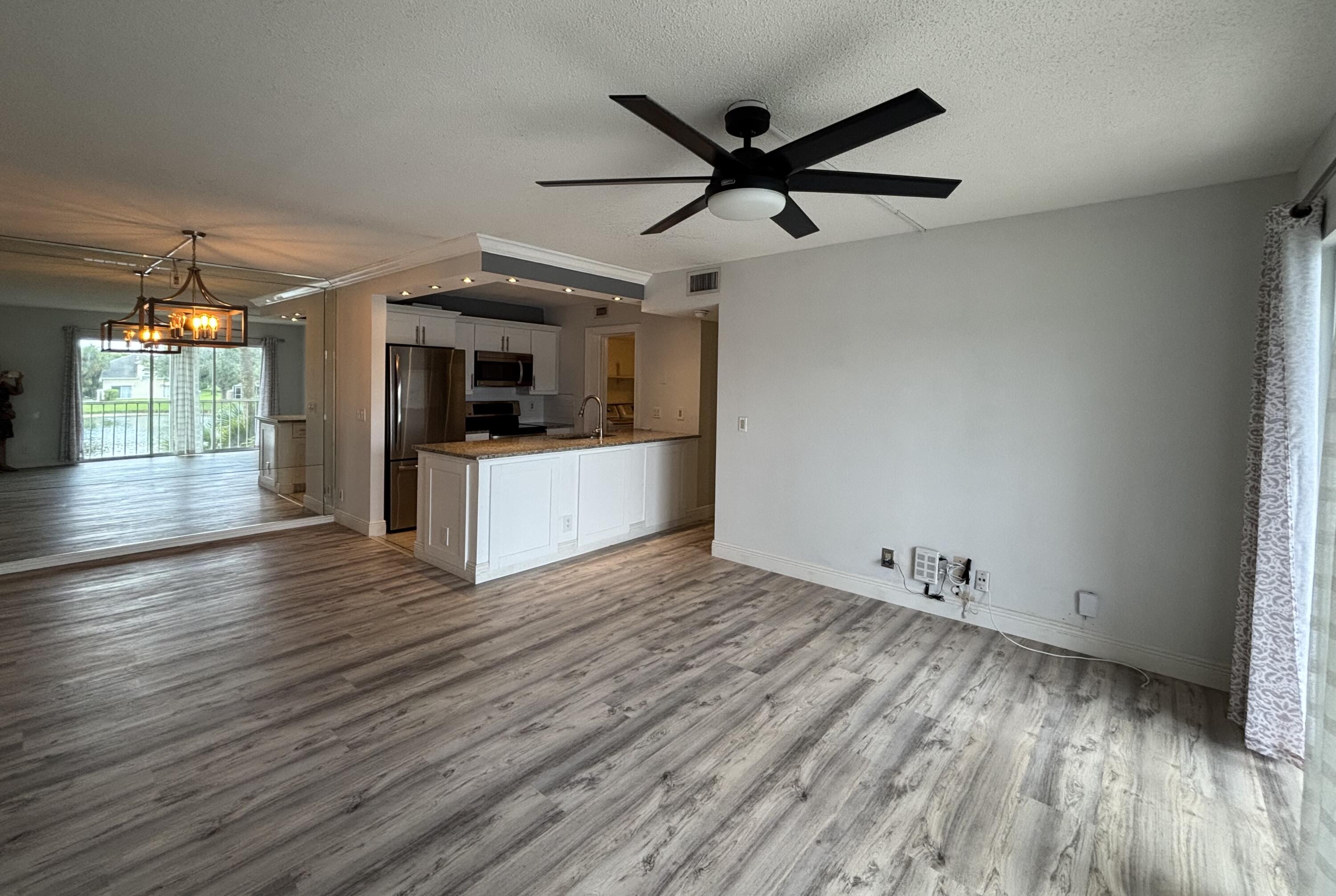 13771 Oneida Drive G2 Property Photo 7