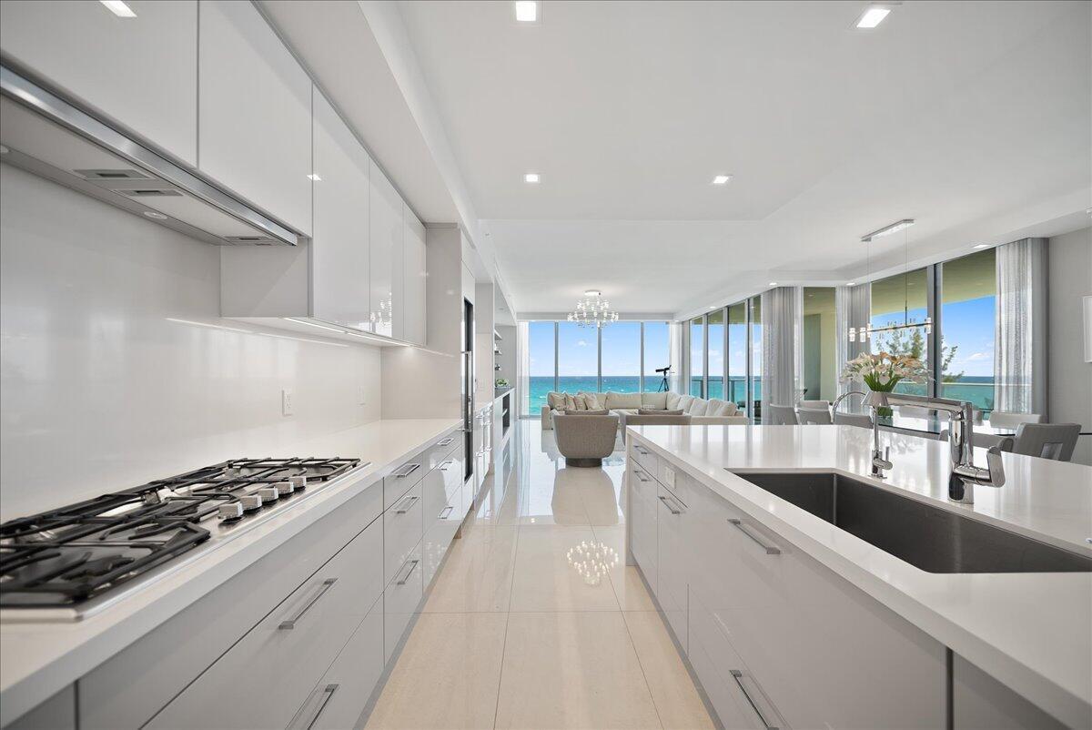 5000 N Ocean Drive 603 Property Photo 5