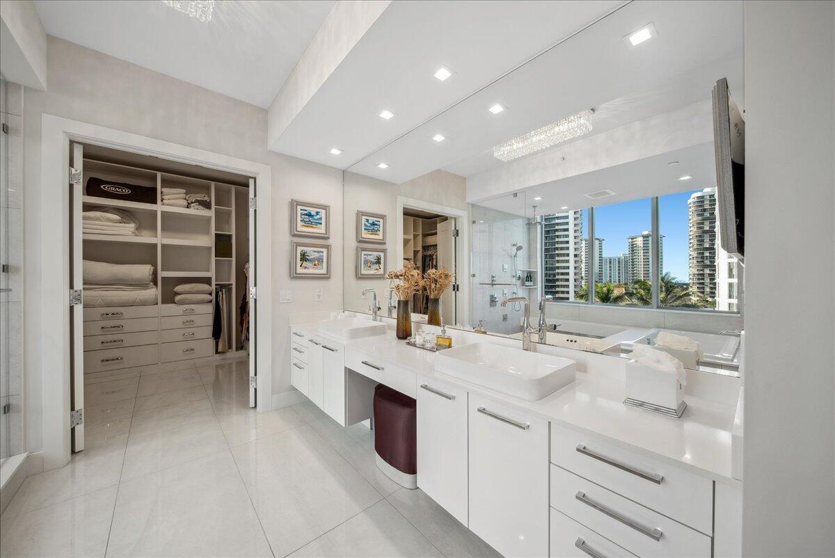 5000 N Ocean Drive 603 Property Photo 18