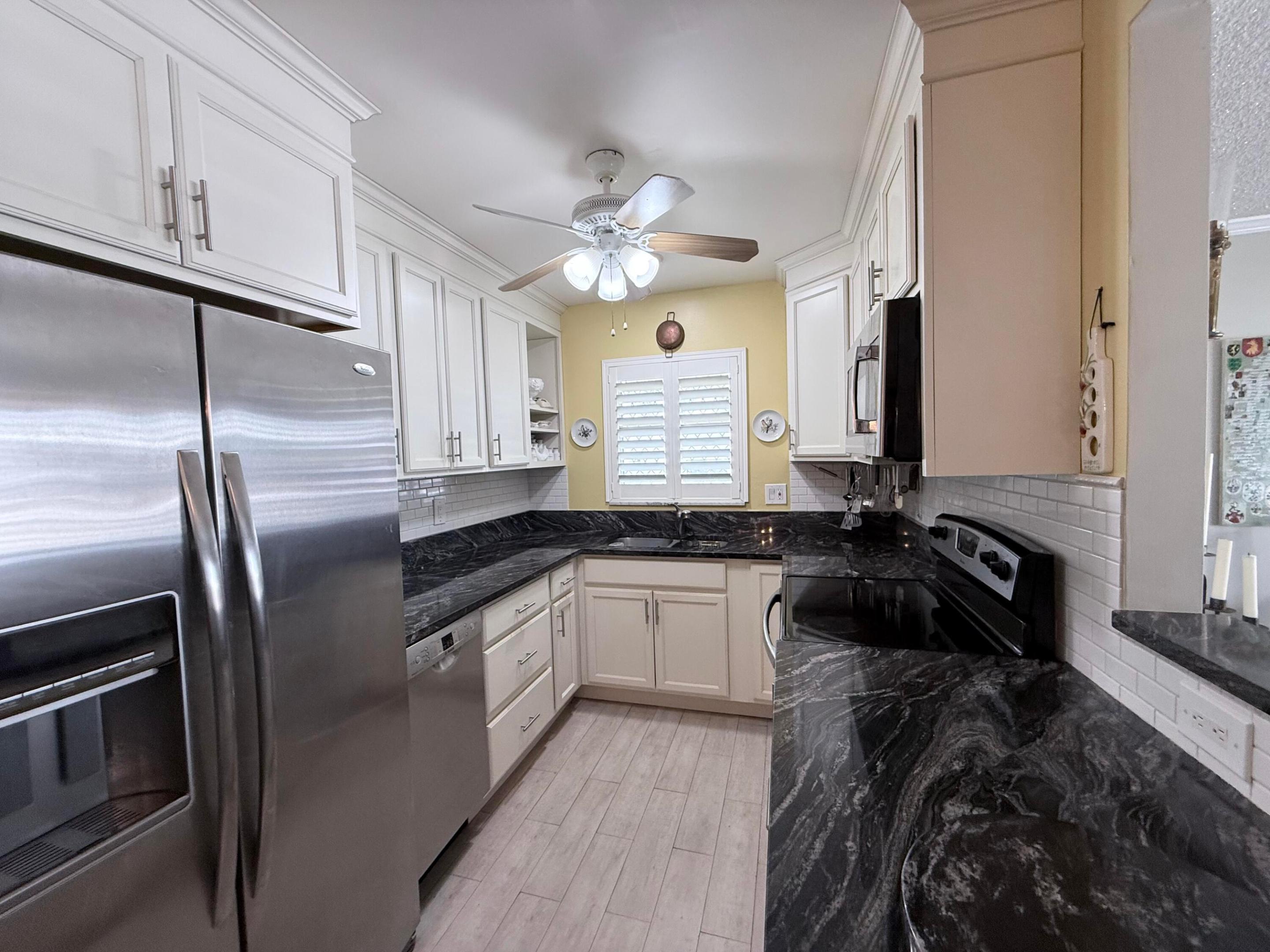 100 Pine Point Drive A Property Photo 7