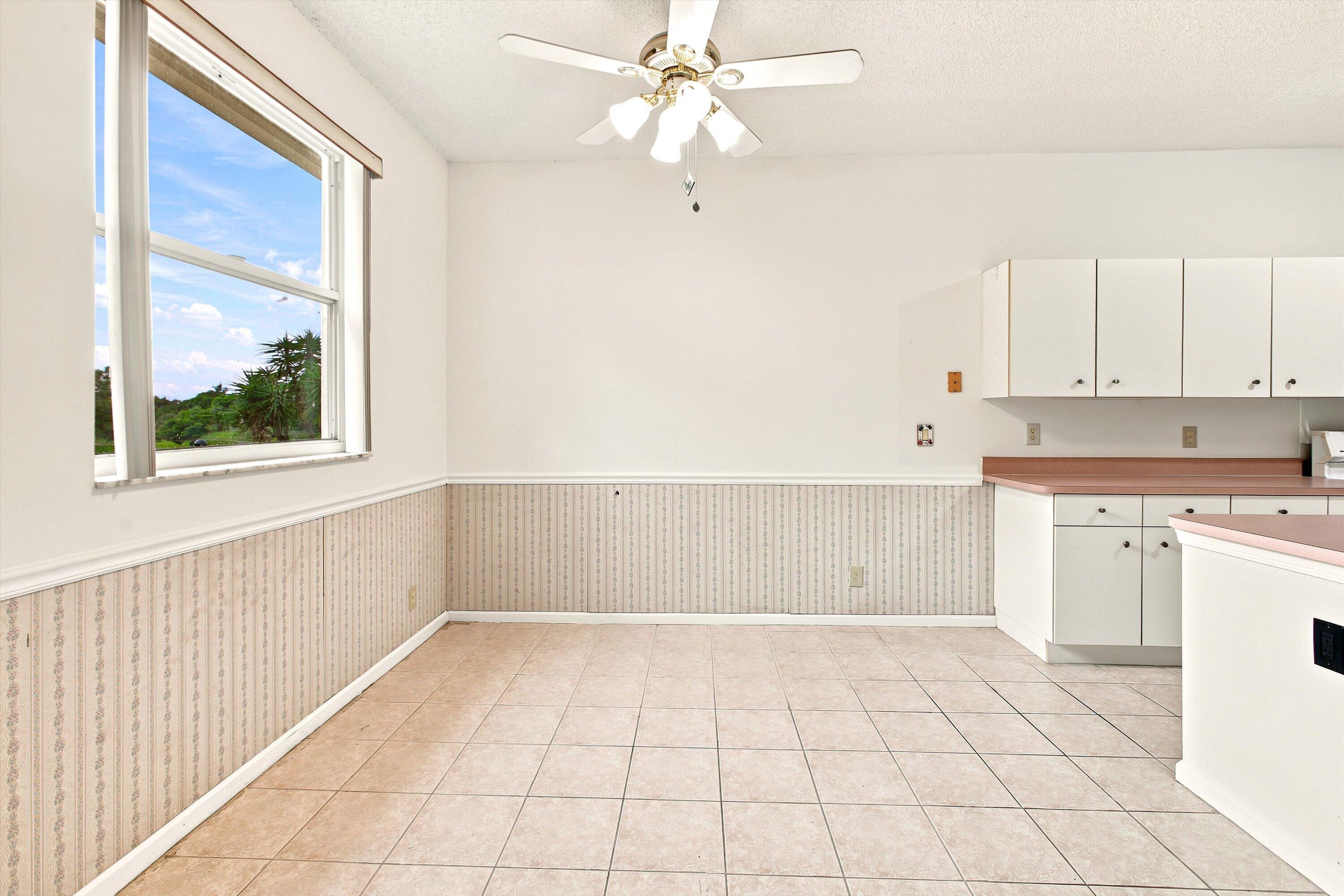 1490 Fairway Circle Property Photo 8