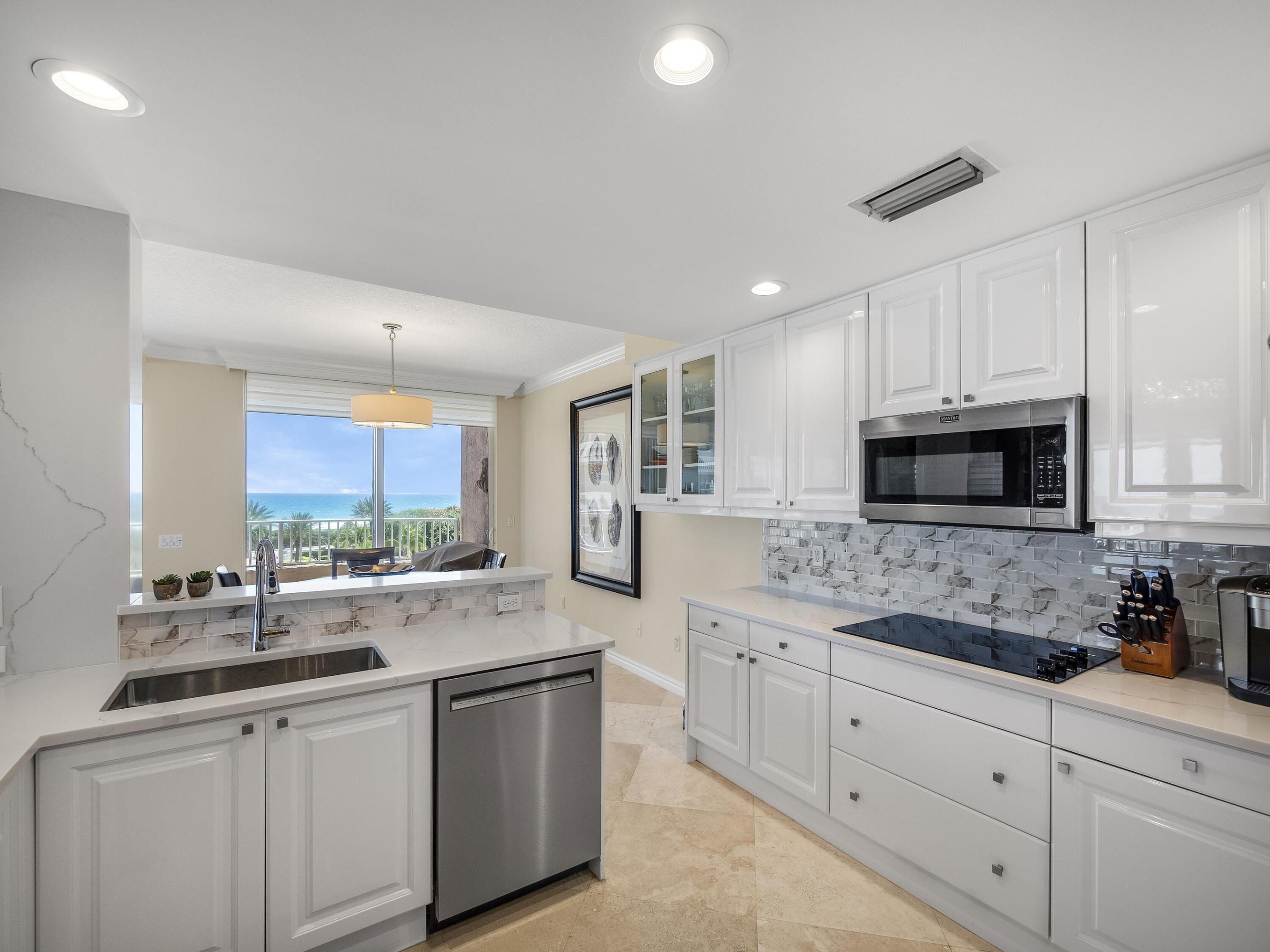 700 Ocean Royale 401 Property Photo 11