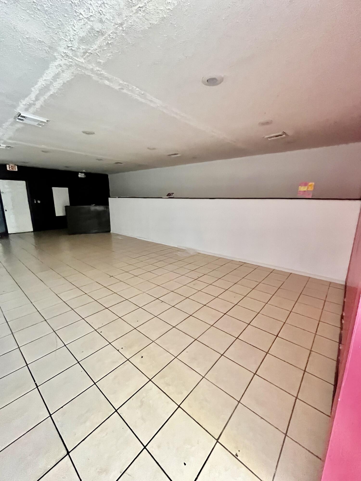 2017 Avenue D Property Photo 6