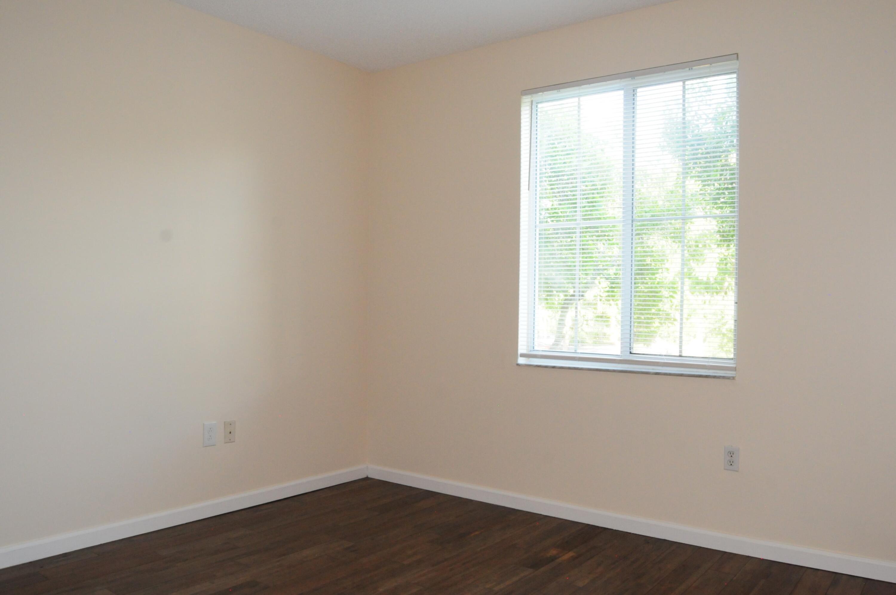 11685 W Atlantic Boulevard 923 Property Photo 12