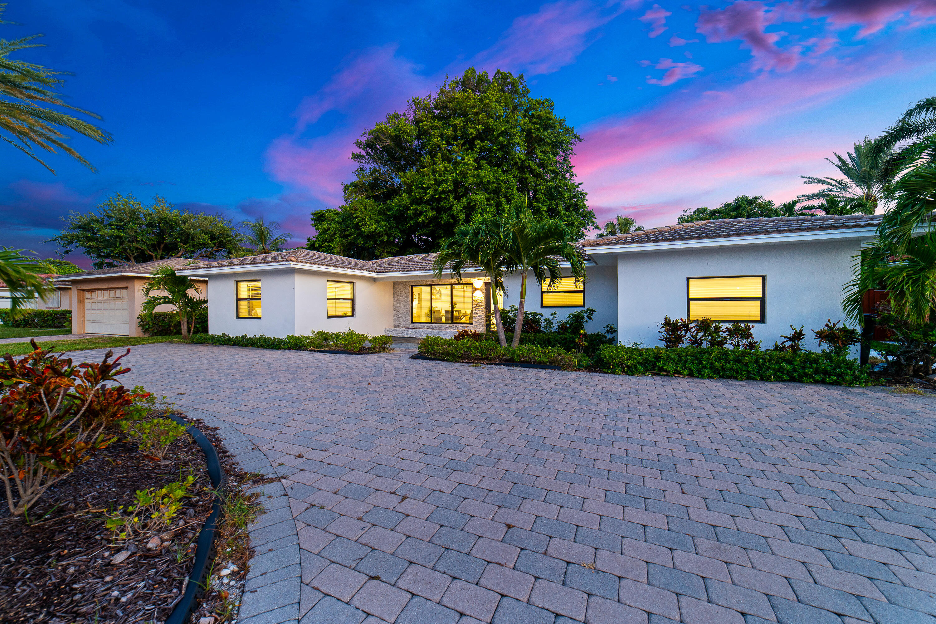 324 Bamboo Road Property Photo 1