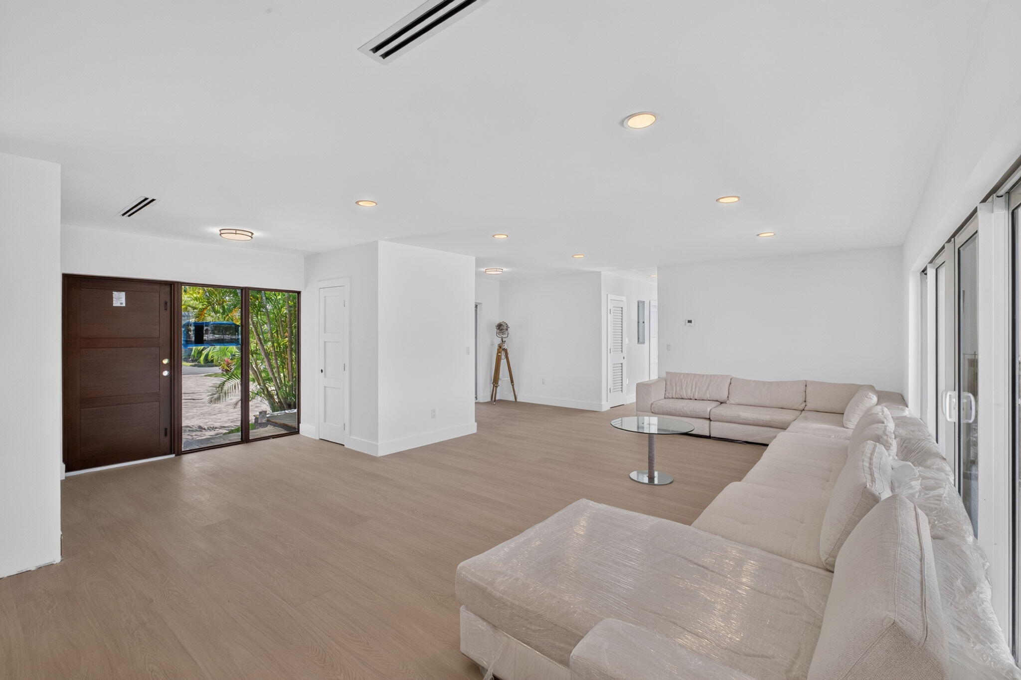 631 N Mashta Drive Property Photo 13