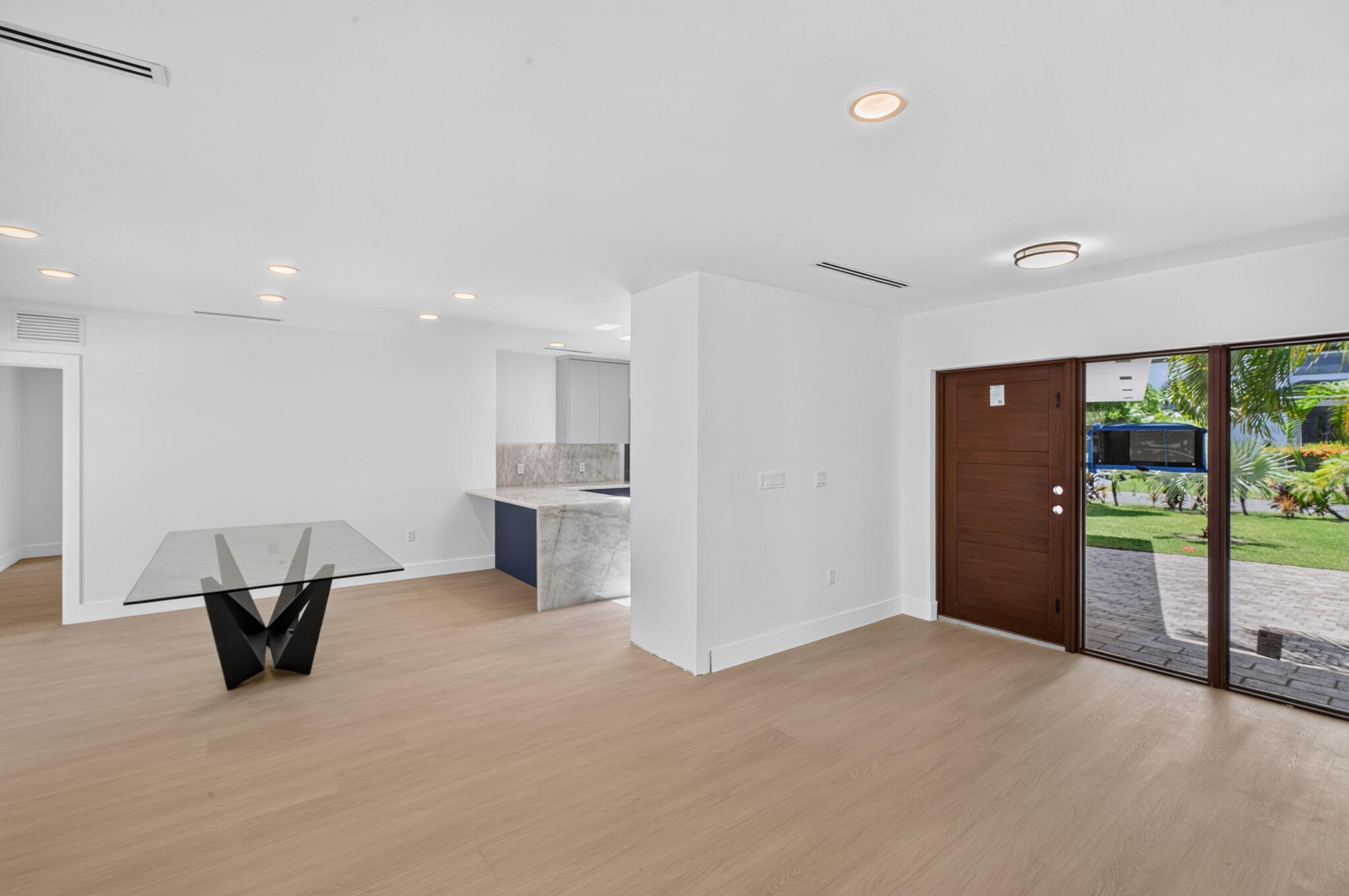631 N Mashta Drive Property Photo 17