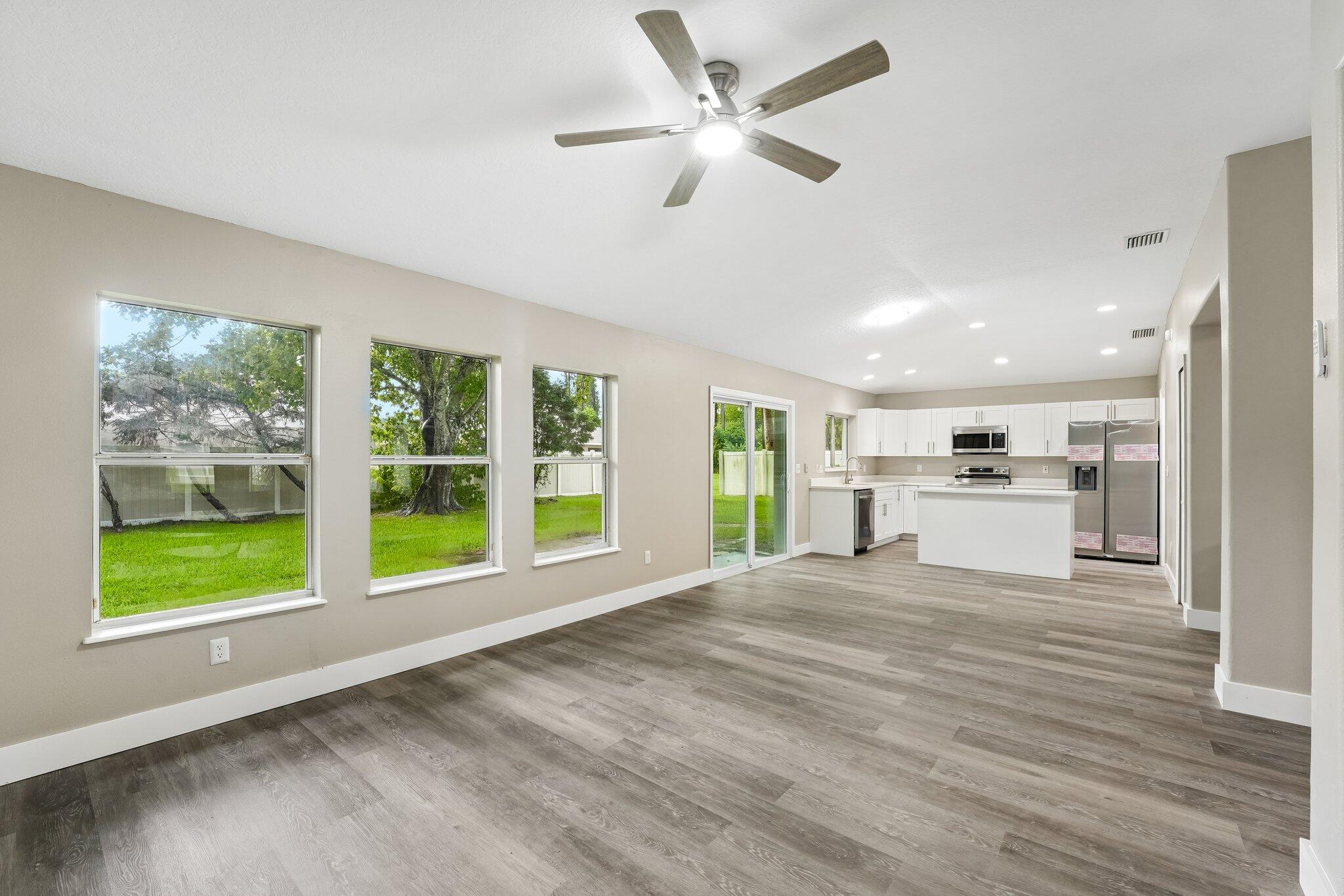 19 Emerson Drive Property Photo 3
